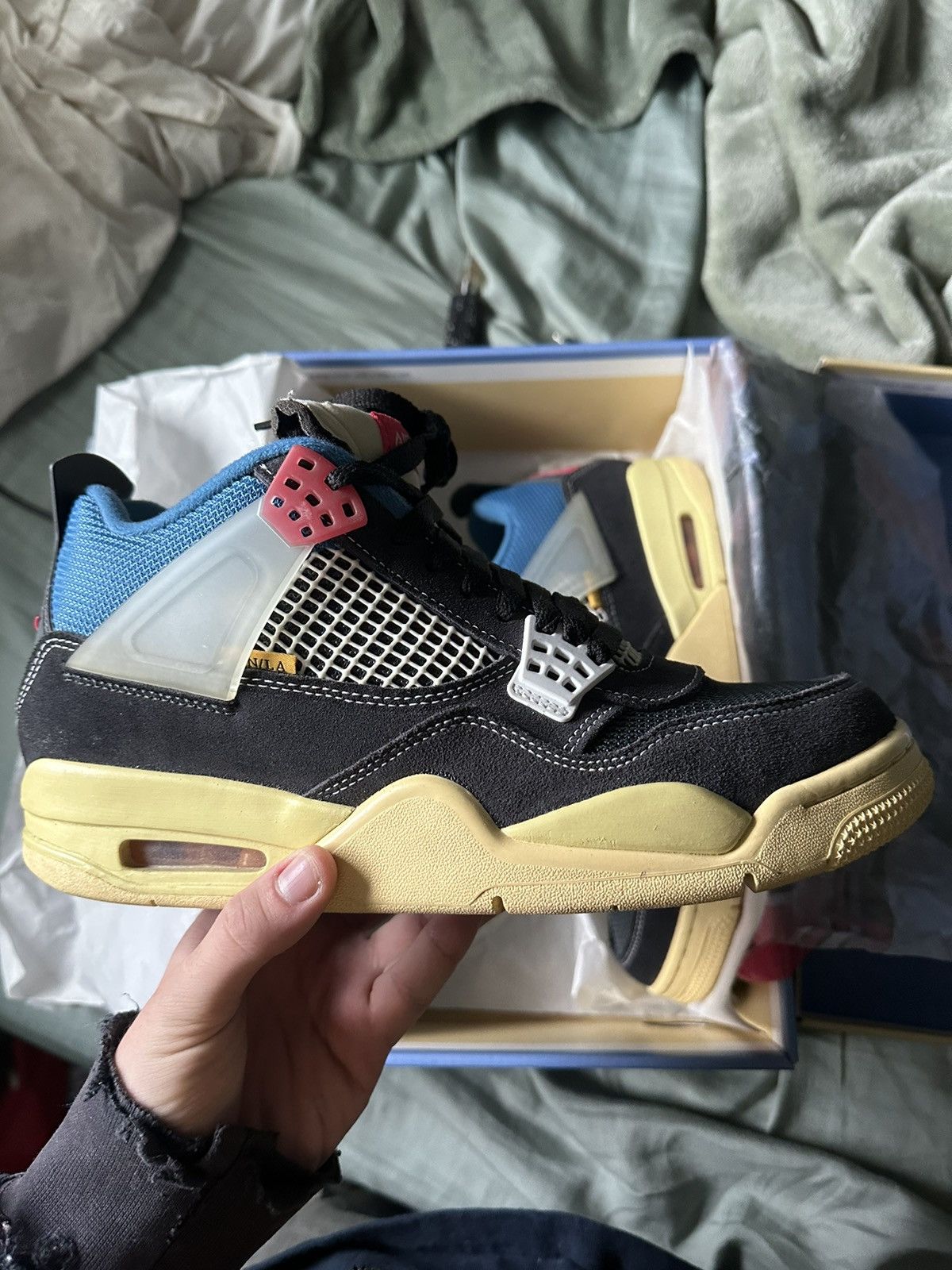 Jordan Brand × Nike × Union LA Union LA x Air Jordan J4 Off Noir Size US 9 / EU 42 - 2 Thumbnail
