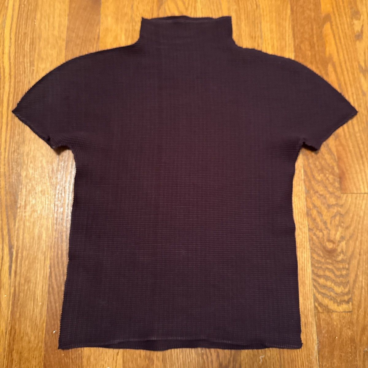 Issey Miyake Issue Miyake short sleeve turtleneck Size XS / US 0-2 / IT 36-38 - 1 Thumbnail