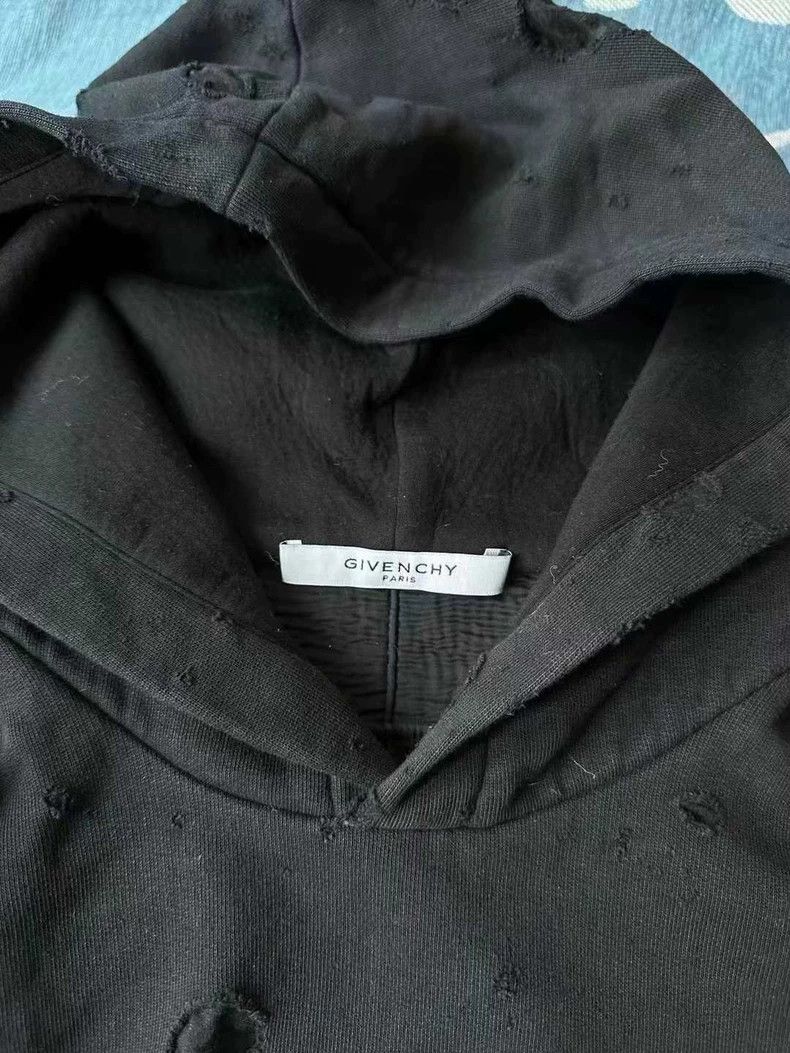 Givenchy Givenchy Black ripped hole hoodie Size US XS / EU 42 / 0 - 2 Thumbnail