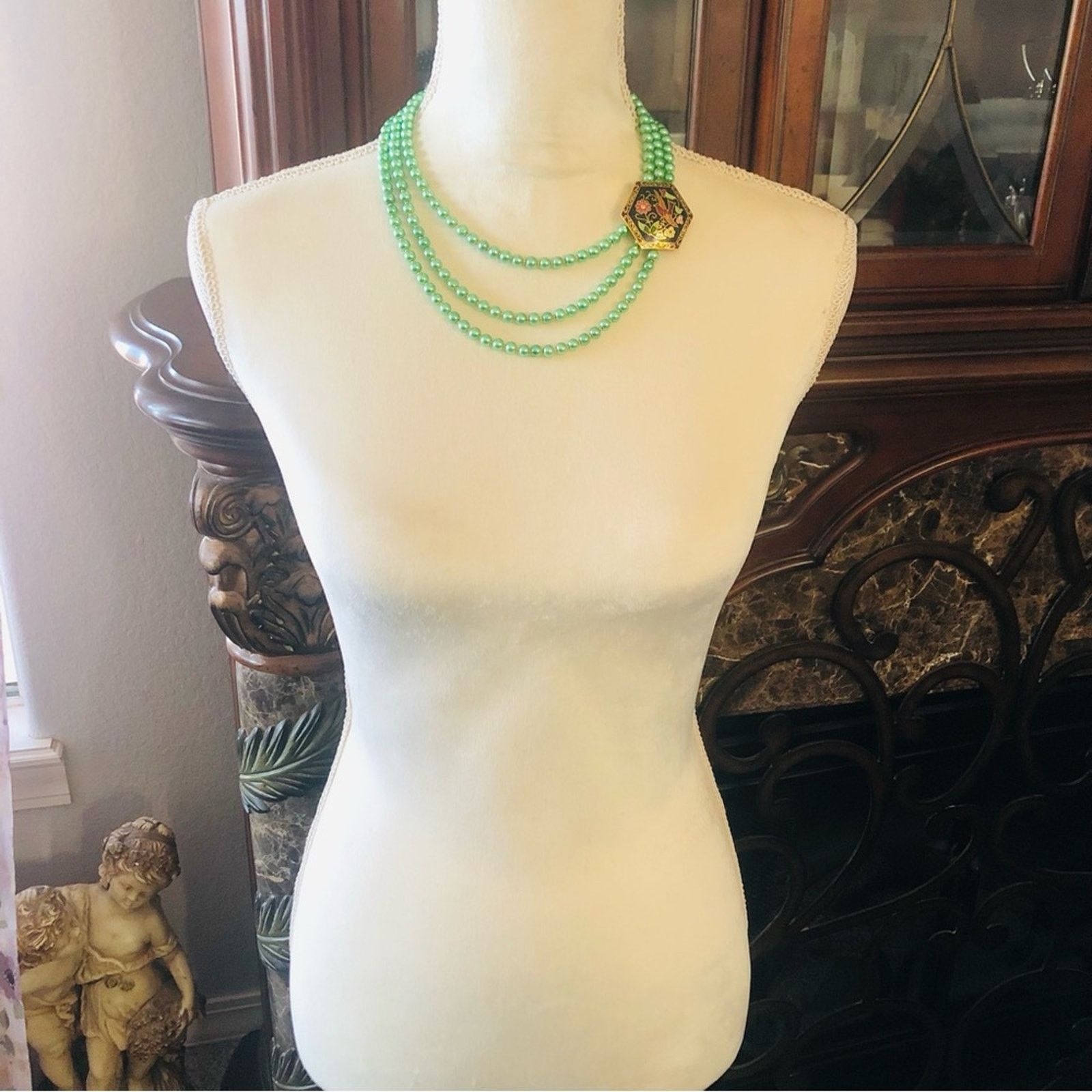 Handmade Handcrafted cloisonné triple strand green pearl necklace Size ONE SIZE - 6 Thumbnail