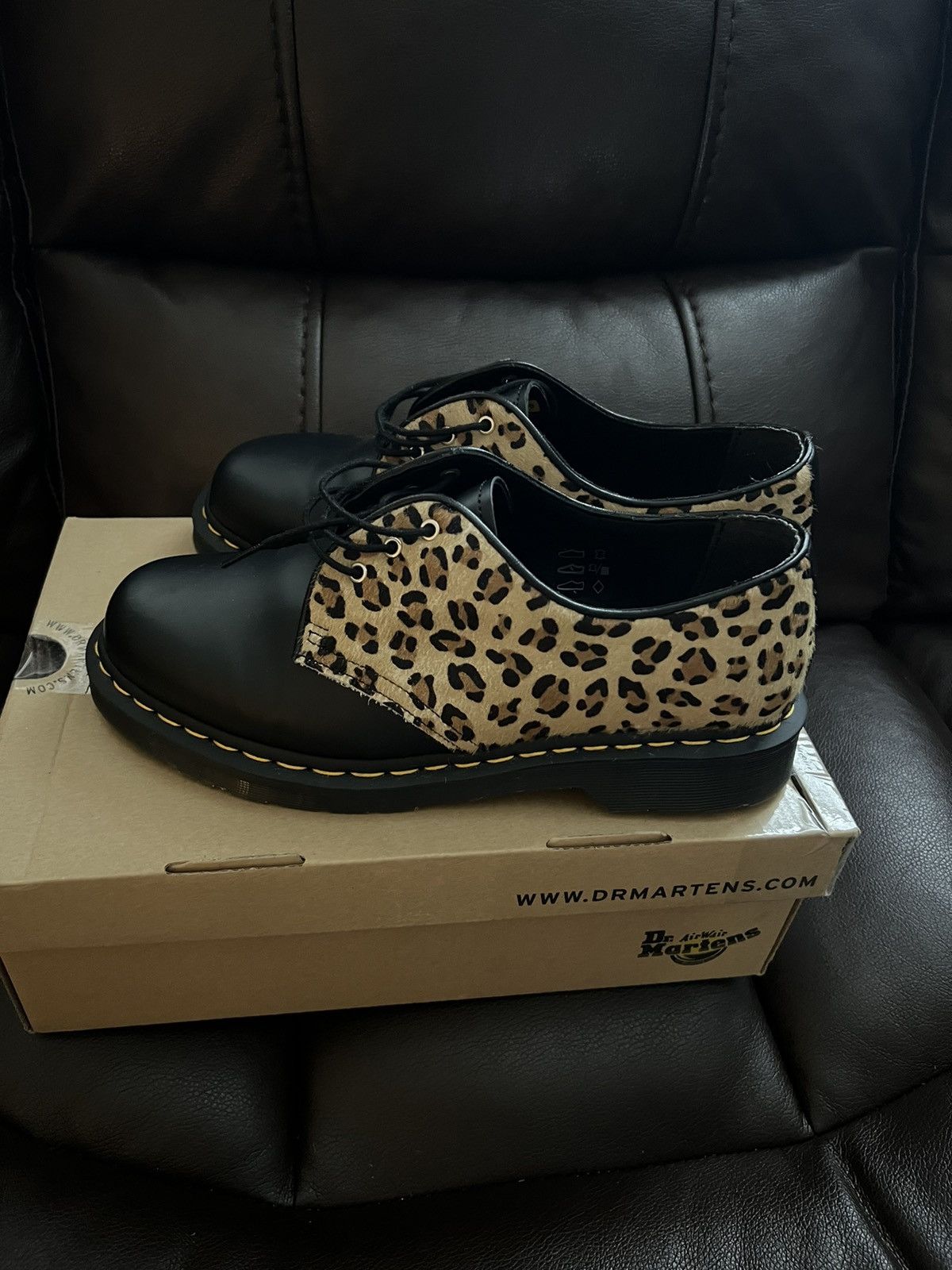 Dr. Martens Dr marten 1461 leopard Size US 10 / EU 43 - 1 Thumbnail