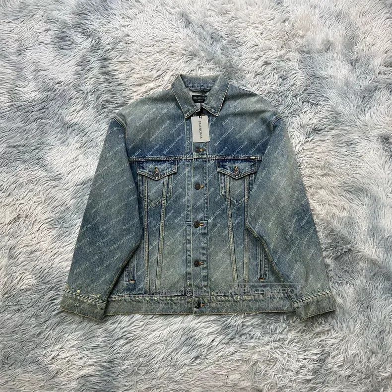 Balenciaga Balenciaga Distressed Denim Full Print Jacket Size US L / EU 52-54 / 3 - 1 Thumbnail