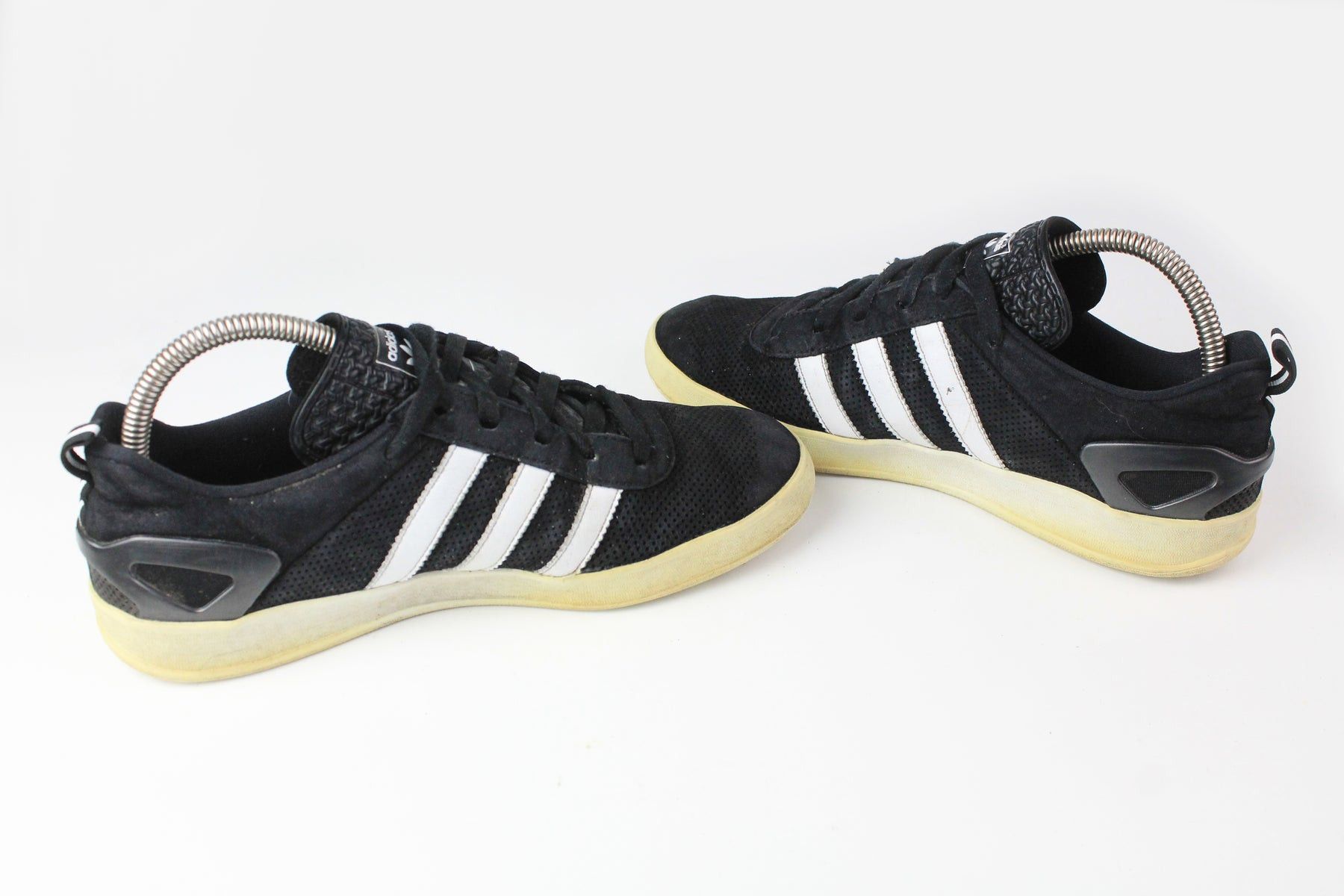 Adidas × Palace Adidas Palace Sneakers US 6 1/2 Size US 6 / EU 39 - 7 Thumbnail