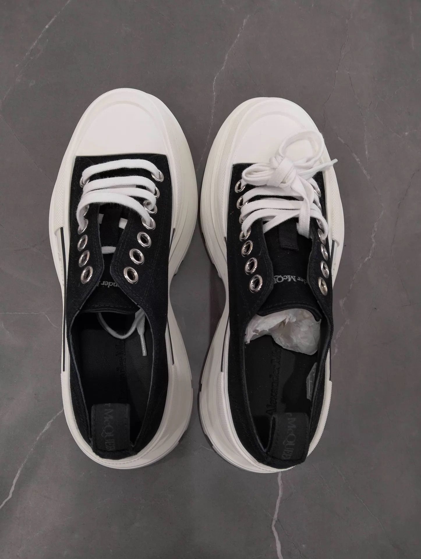 Alexander McQueen Alexander McQueen Tread Slick Canvas Ankle 40.5 Size US 7.5 / EU 40-41 - 7 Thumbnail