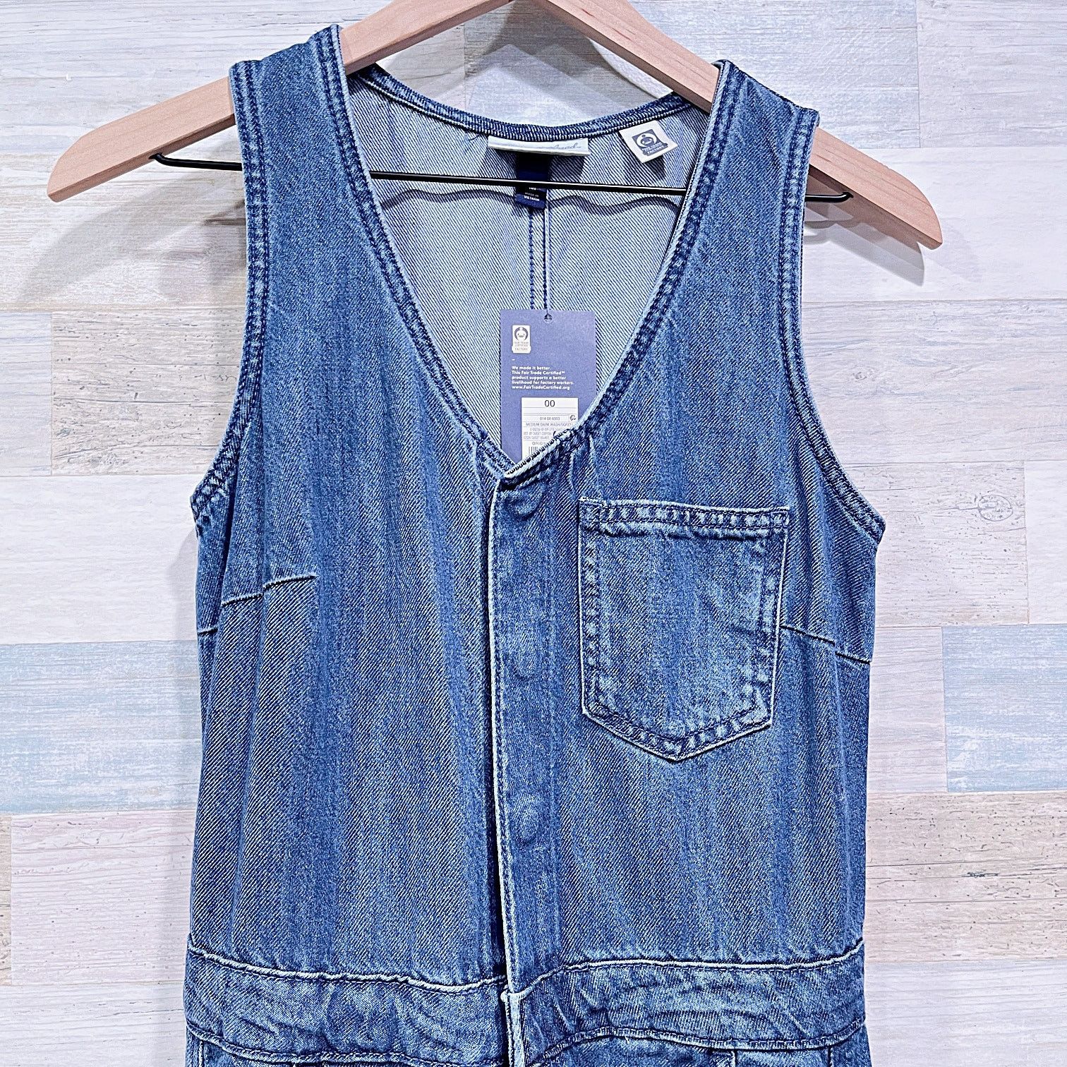 Target Basics Universal Thread Curved Leg Denim Jumpsuit Womens 00 Size 24" / US 00 / IT 34 - 2 Thumbnail