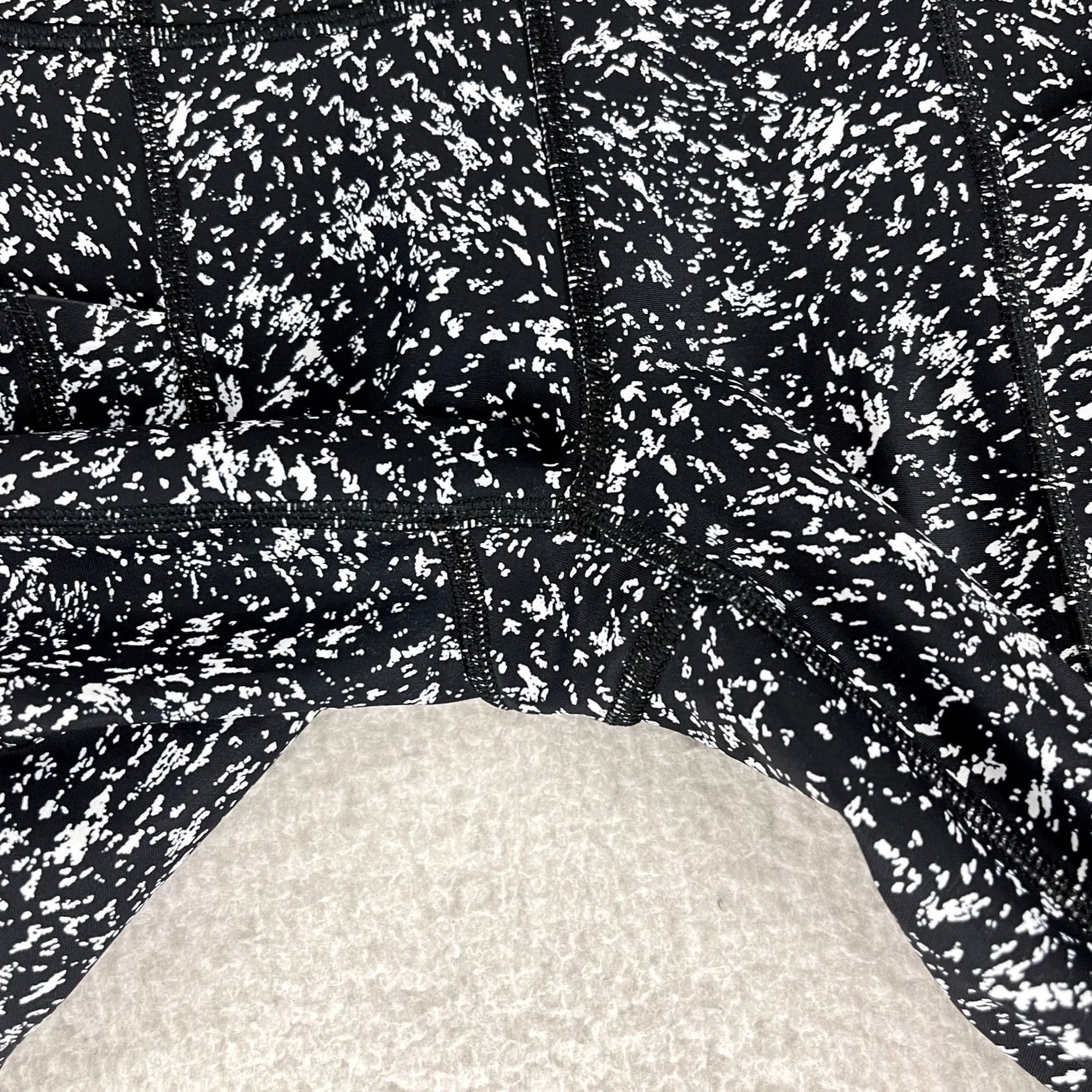 Athleta Athleta Leggings Womens XXS Black White Ultimate Stash 7/8 Tight Yoga Gym Size 24" / US 00 / IT 34 - 6 Thumbnail