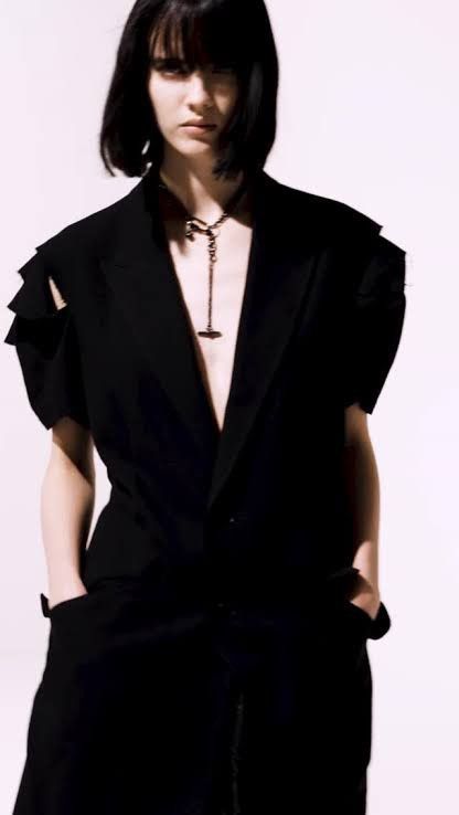 Yohji Yamamoto Y'S Yohji Yamamoto Archived Lace Sleeve Size M / US 6-8 / IT 42-44 - 1 Thumbnail