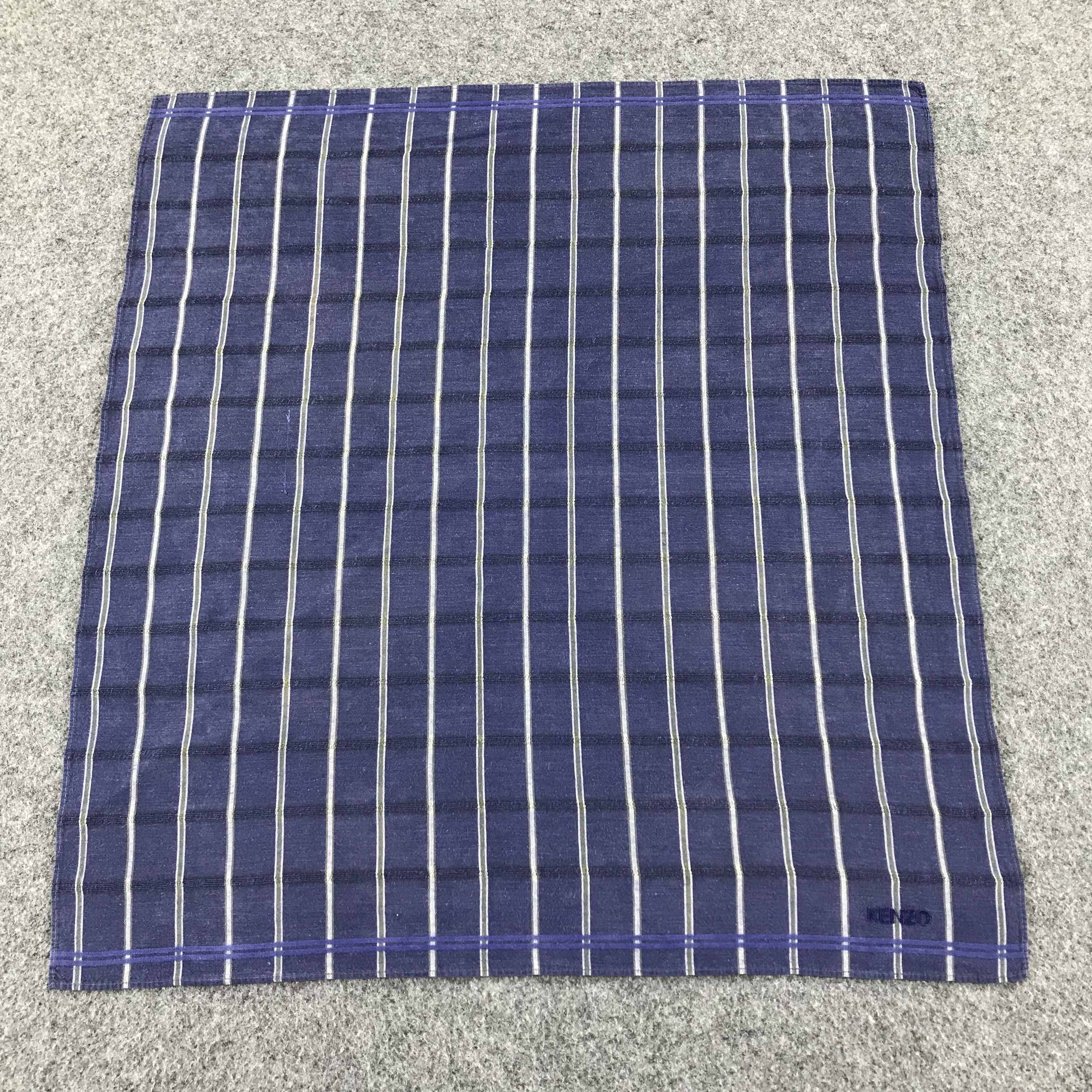 Kenzo Kenzo Handkerchief Neckerchief Bandana H306 Size ONE SIZE - 1 Thumbnail