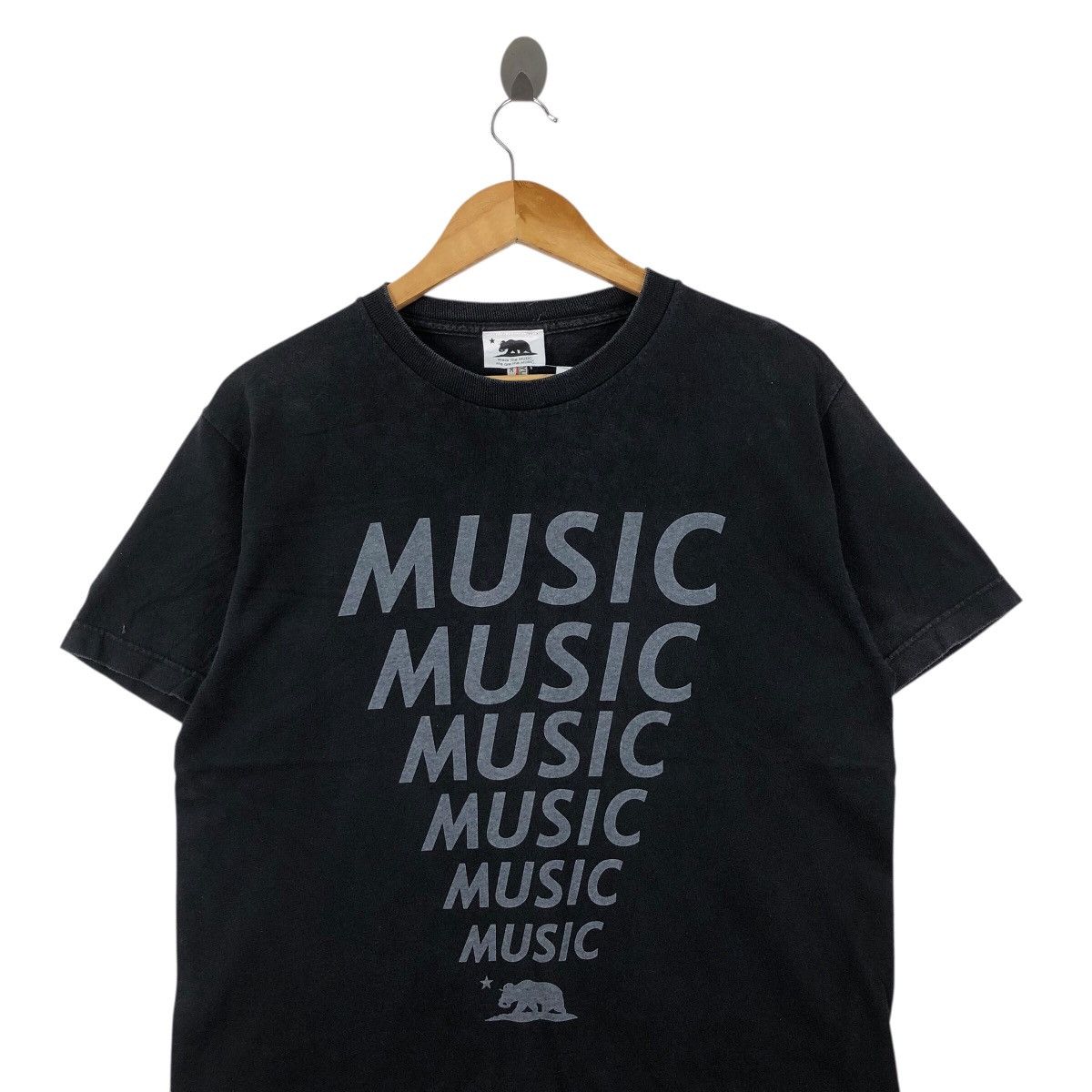 Band Tees Y2K TOWER RECORDS T Shirt No Music No Life Size US M / EU 48-50 / 2 - 2 Thumbnail