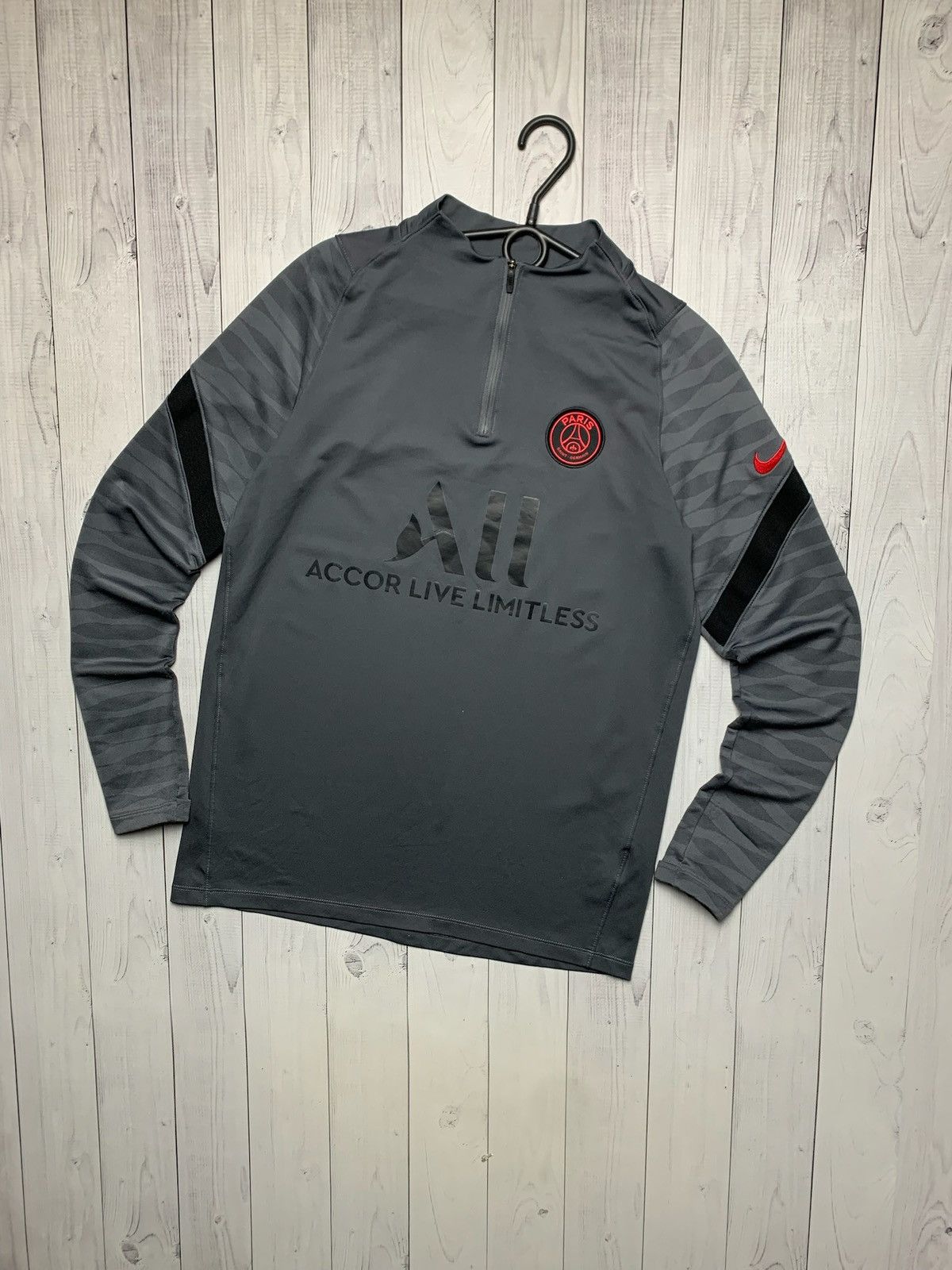 Nike × Vintage Nike sweatshirt PSG Paris Nike training size M grey Size US M / EU 48-50 / 2 - 1 Thumbnail