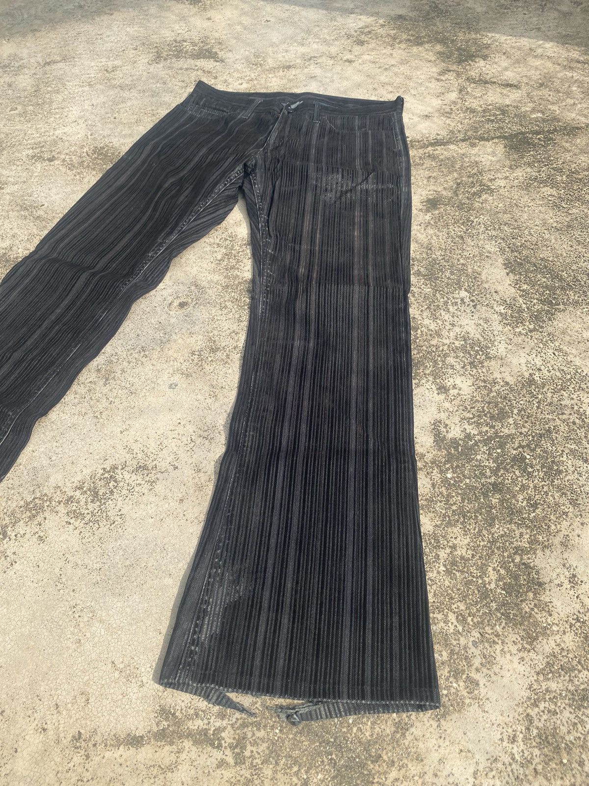 If Six Was Nine Flare Rupert Velvet Distressed Bootcut Size US 32 / EU 48 - 2 Thumbnail
