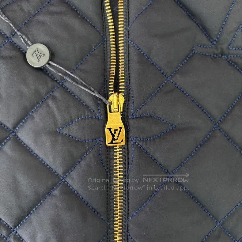 Louis Vuitton Louis Vuitton Embossed lapel cotton-padded jacket Size US L / EU 52-54 / 3 - 6 Thumbnail