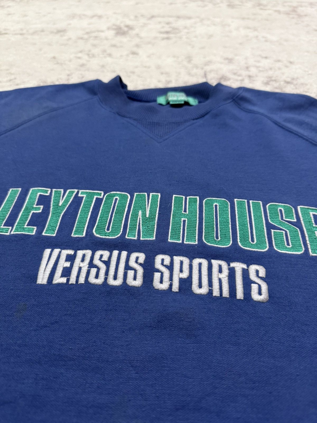 Vintage Vintage 90s Leyton House Versus Sports Biglog Sweatshirt Size US XL / EU 56 / 4 - 10 Thumbnail