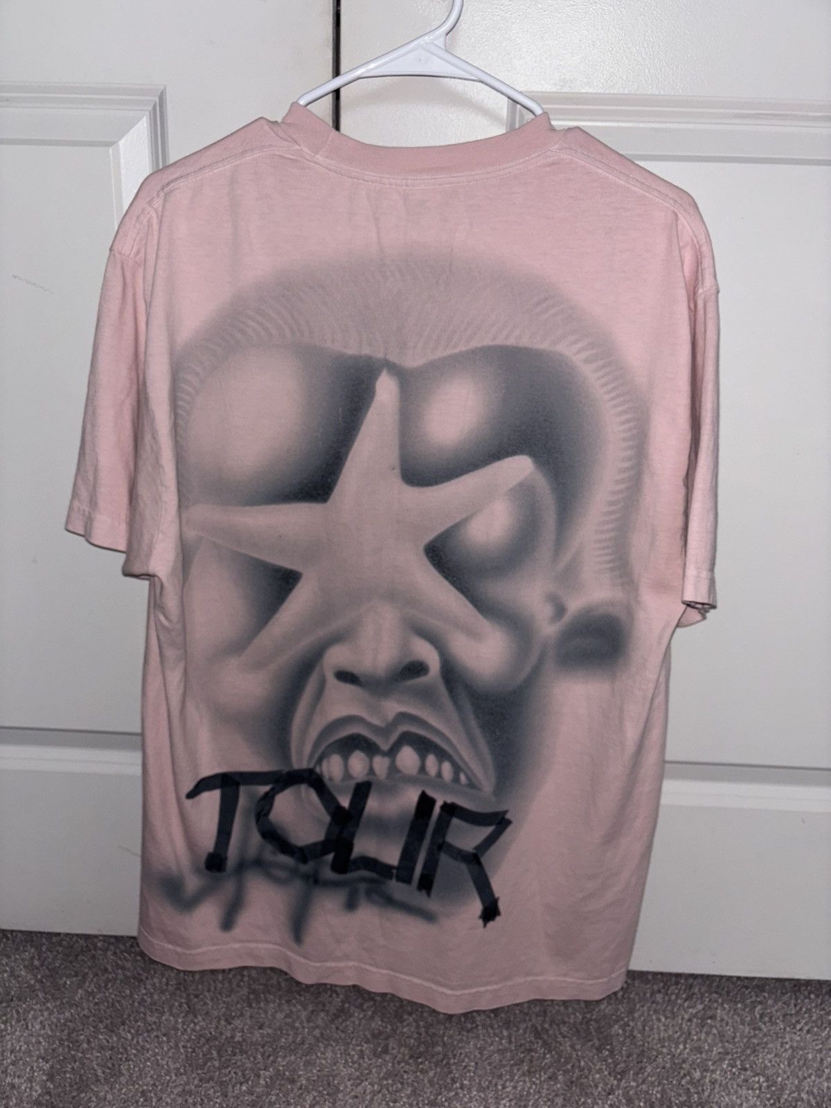 Travis Scott Travis Scott Pink star tee Size US L / EU 52-54 / 3 - 2 Thumbnail