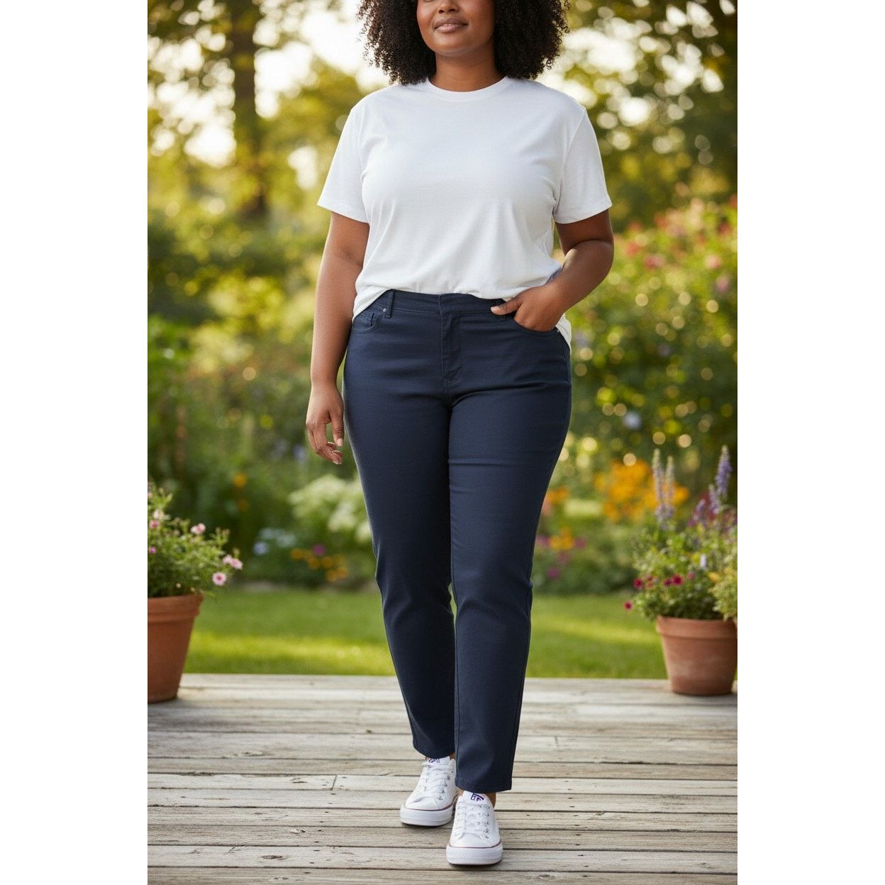 Tommy Hilfiger Tommy Hilfiger Navy Capri Pants 4 Pockets Sz 14 Size 36" / US 14 / IT 50 - 1 Thumbnail