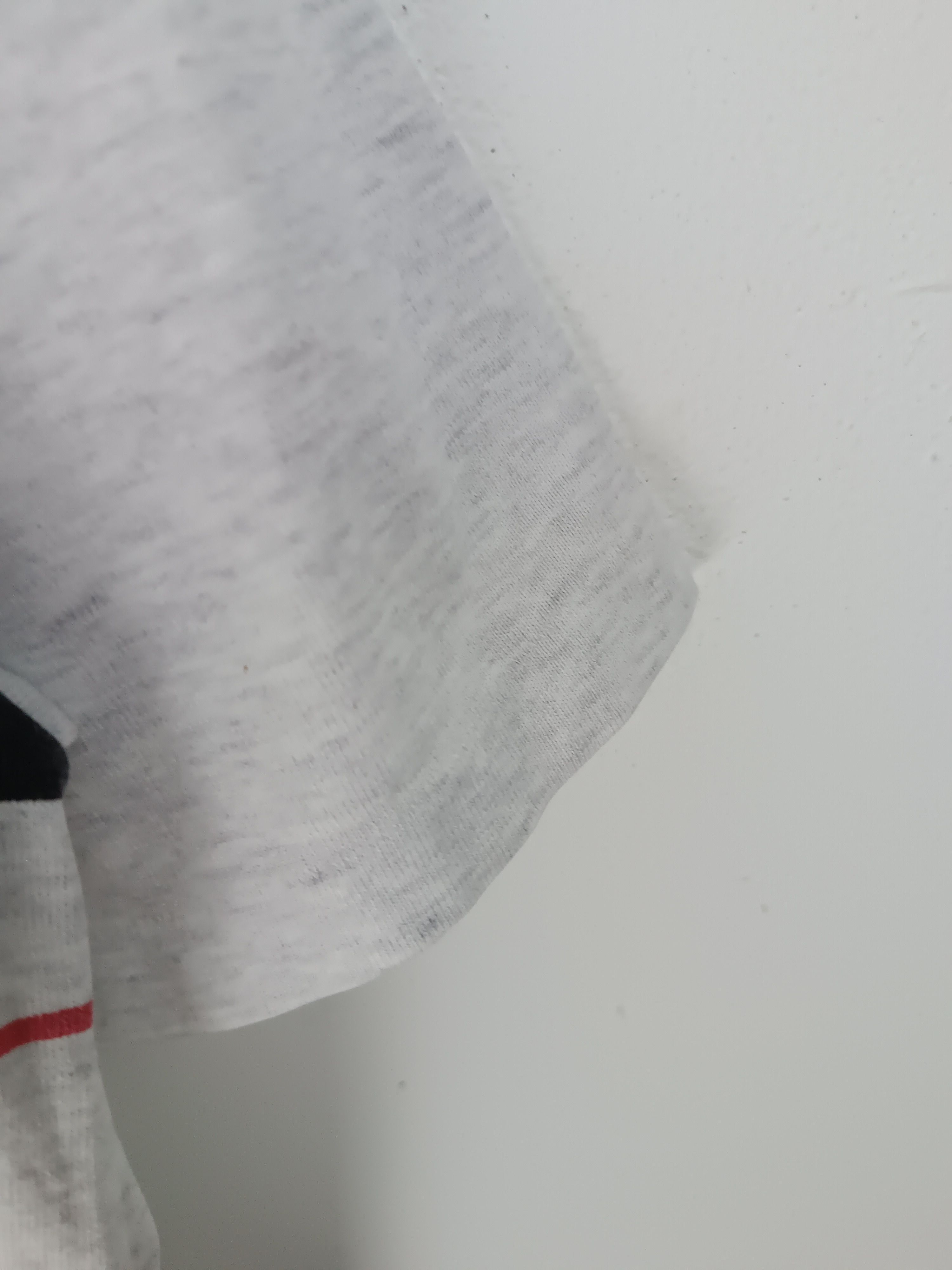 Champion VINTAGE 90'S CHAMPION VERY RARE DESIGN SINGLE STITCH TEE Size US L / EU 52-54 / 3 - 15 Thumbnail