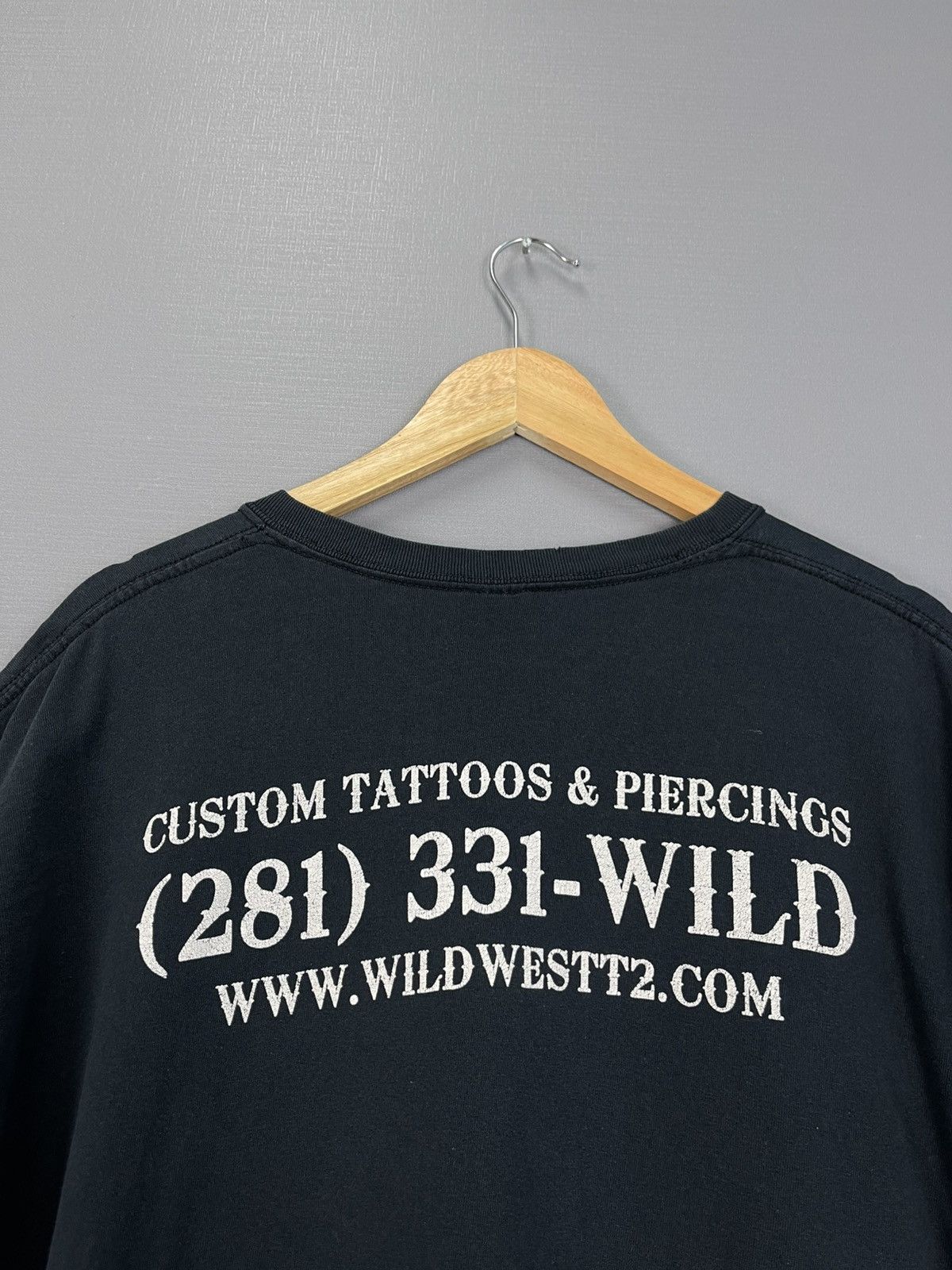 Vintage Vintage Wild West Tattoo T-Shirt Size US XL / EU 56 / 4 - 10 Thumbnail
