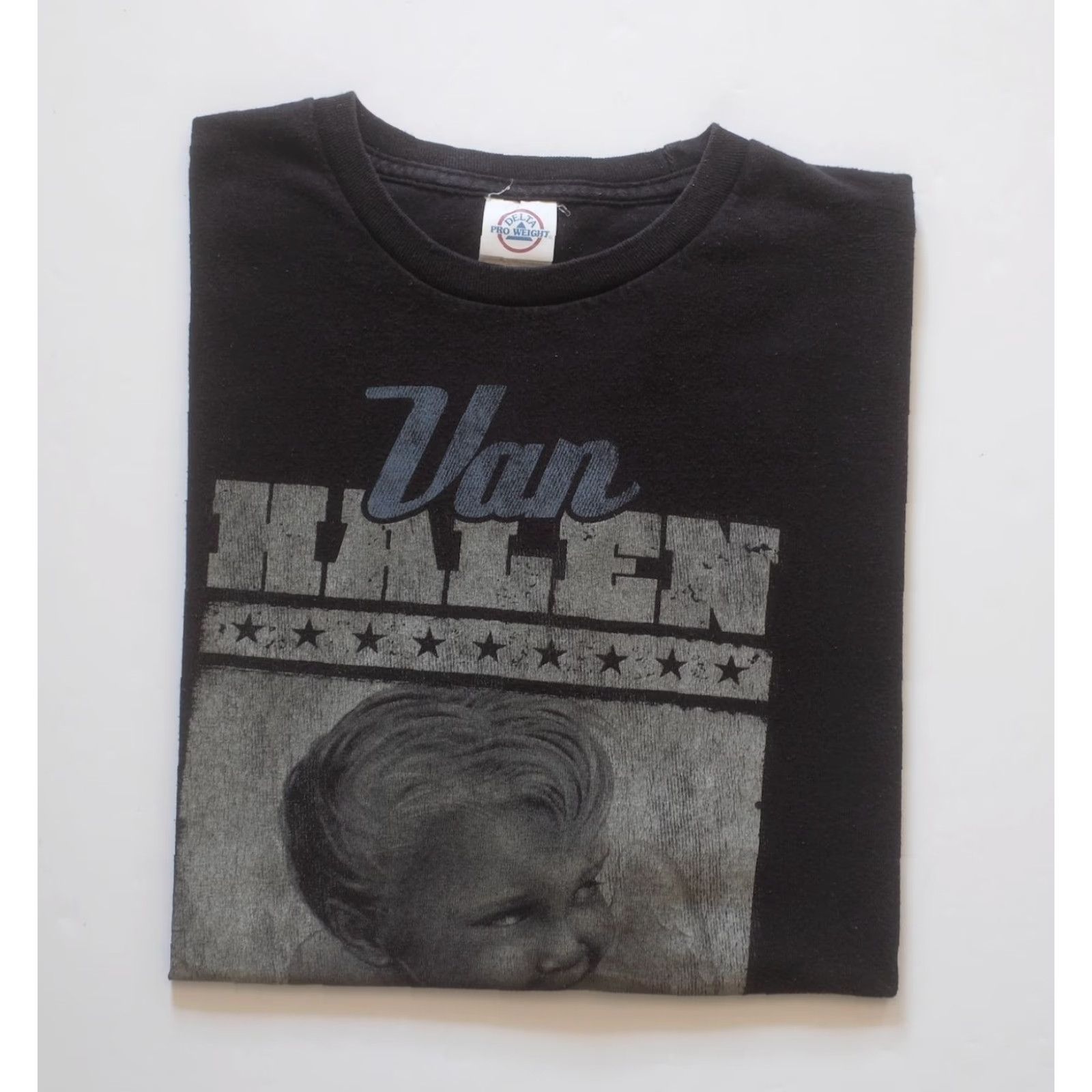 Delta VAN HALEN VTG Y2K ROCK MUSIC TOUR ANGEL CIGARETTE GRAPHIC T SHIRT 2010 SZ 2XL Size US XXL / EU 58 / 5 - 6 Thumbnail