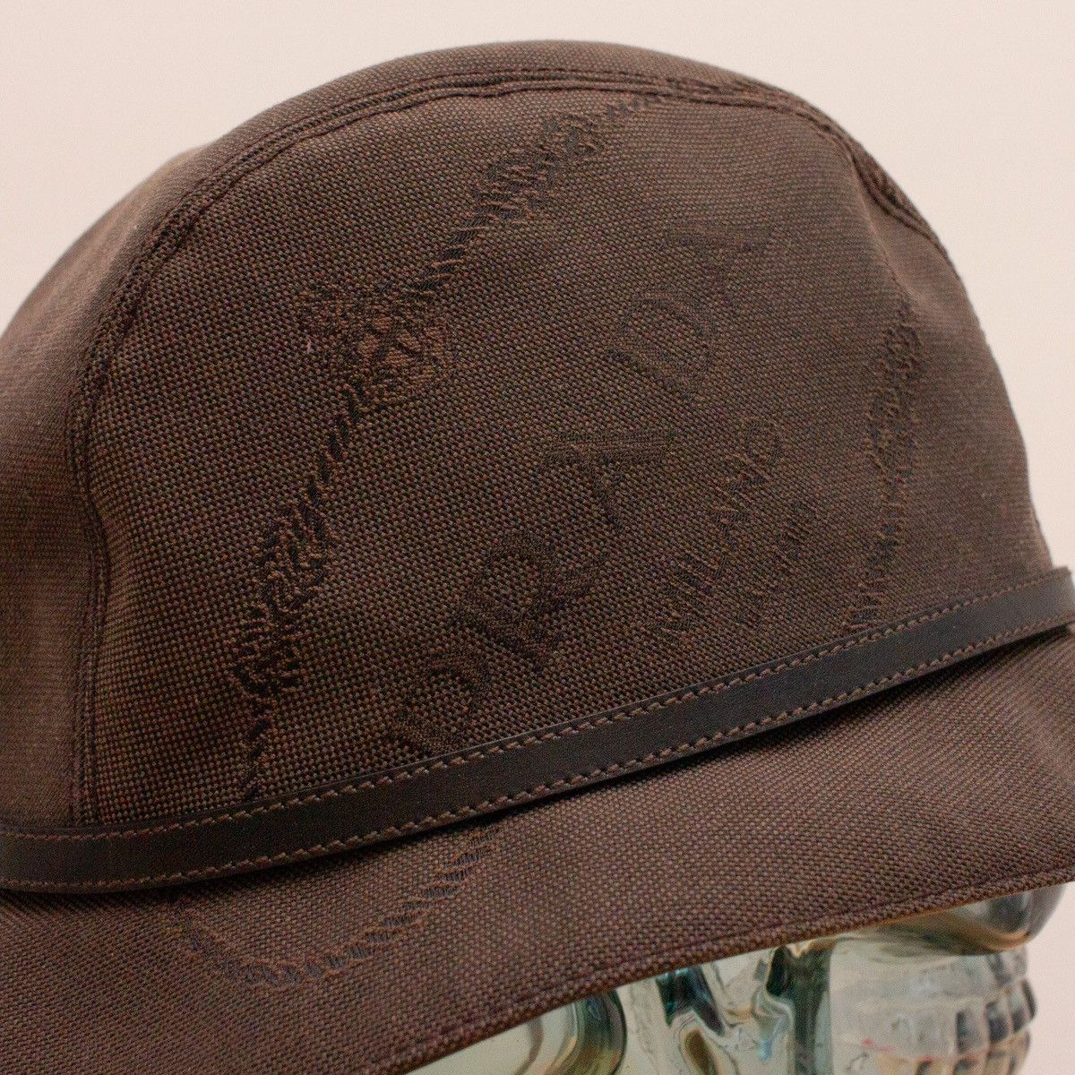 Prada 670$ Prada Natural Canvas Embroidered Logo Bucket Hat XL Size ONE SIZE - 8 Thumbnail