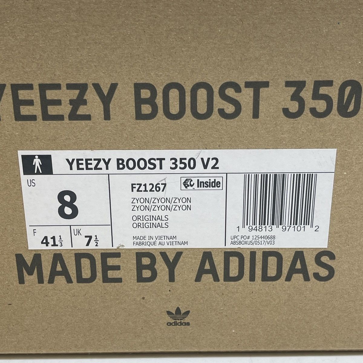 Adidas Yeezy boost 350 V2 zyon Size US 8 / EU 41 - 9 Thumbnail