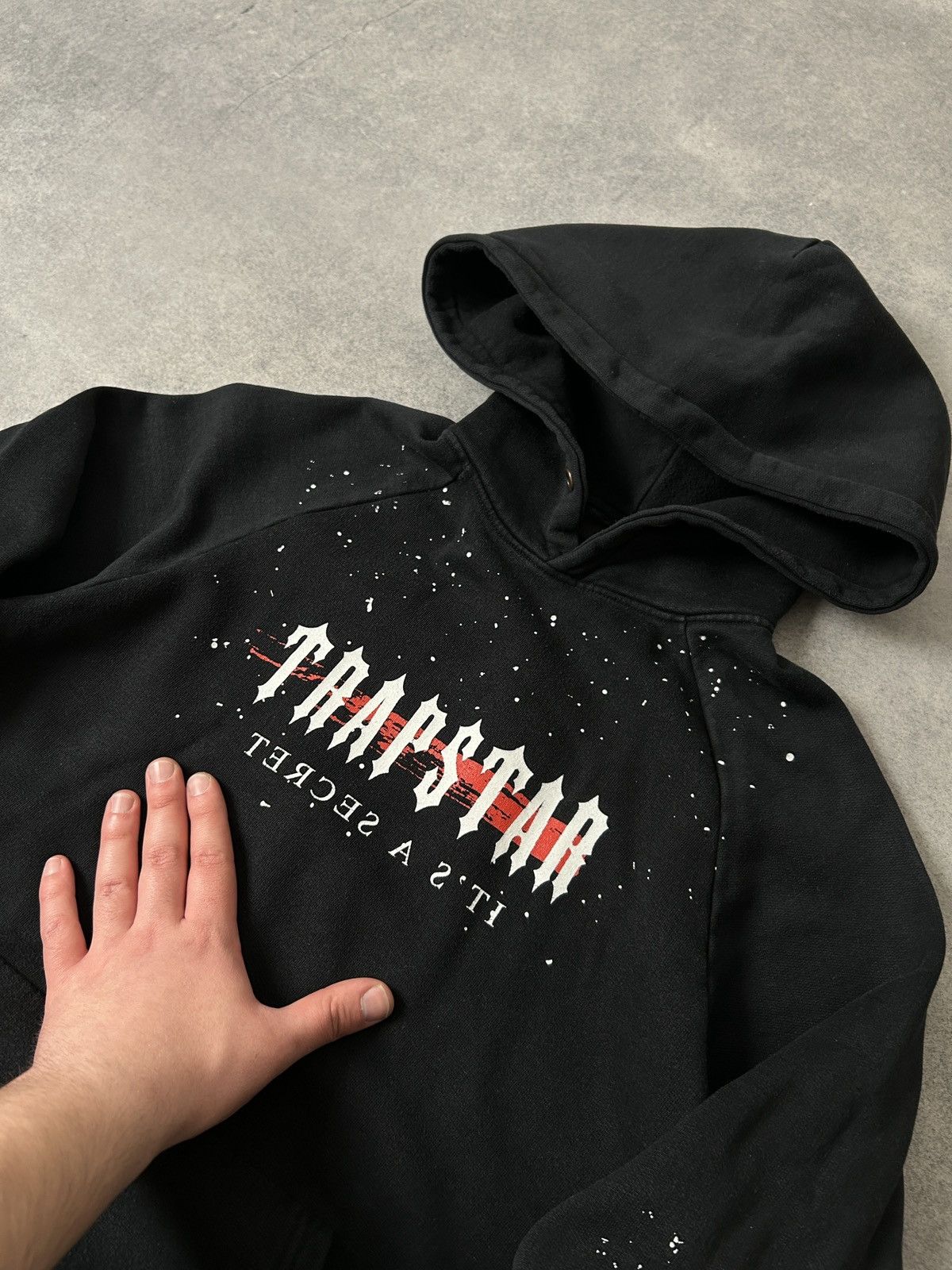 Trapstar London Trapstar London big logo hoodies paint mens Size US S / EU 44-46 / 1 - 2 Thumbnail