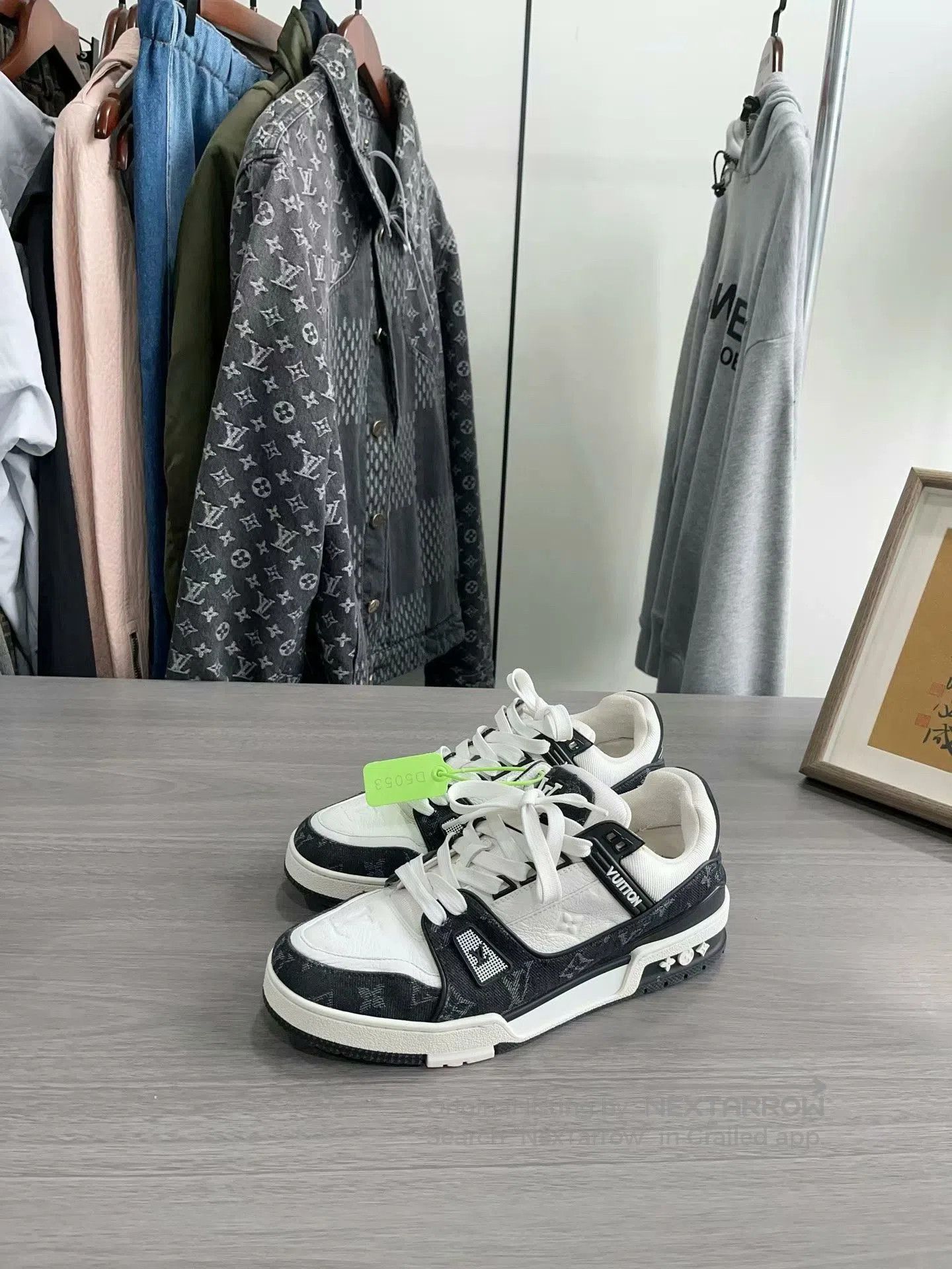 Louis Vuitton Louis Vuitton LV Trainer Black and White Sneakers. Size US 8 / EU 41 - 2 Thumbnail