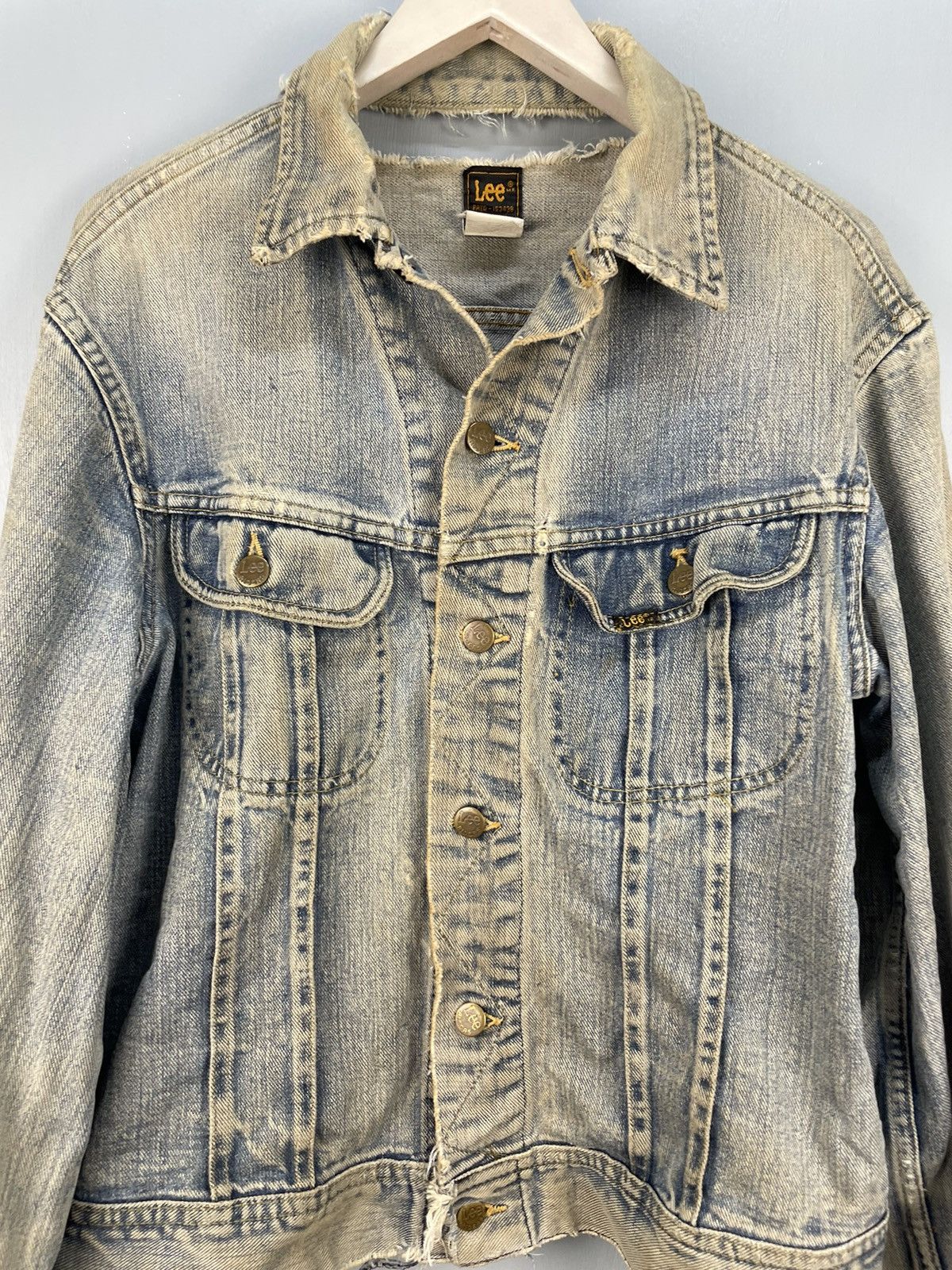 Lee × Vintage Vintage Lee tracker denim jacket distressed Size US L / EU 52-54 / 3 - 4 Thumbnail