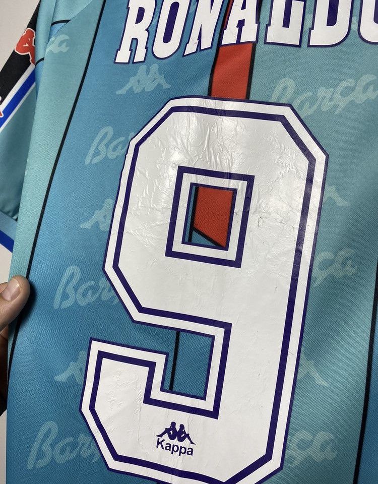 Other Vintage 1995/97 Barcelona #9 Ronaldo Jersey Blockcore Size US M / EU 48-50 / 2 - 12 Thumbnail