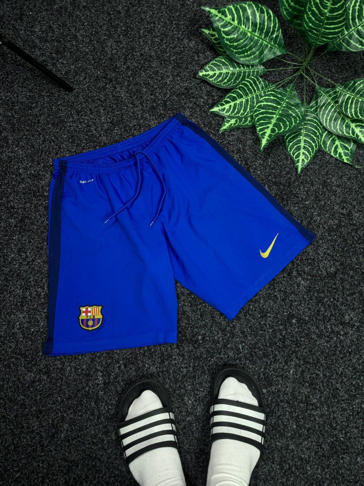 Nike Nike FCB Barcelona Shorts Size M Size US 32 / EU 48 - 16 Thumbnail