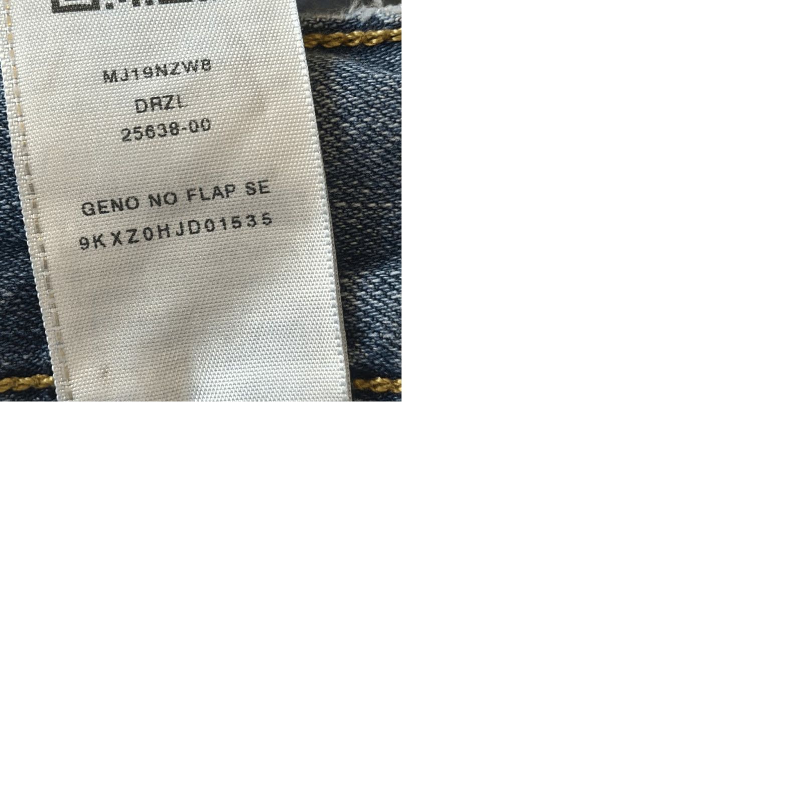True Religion True Religion Jeans Mens Geno Relaxed Slim size 29 Light Wash Distressed Hem Size US 29 - 9 Thumbnail