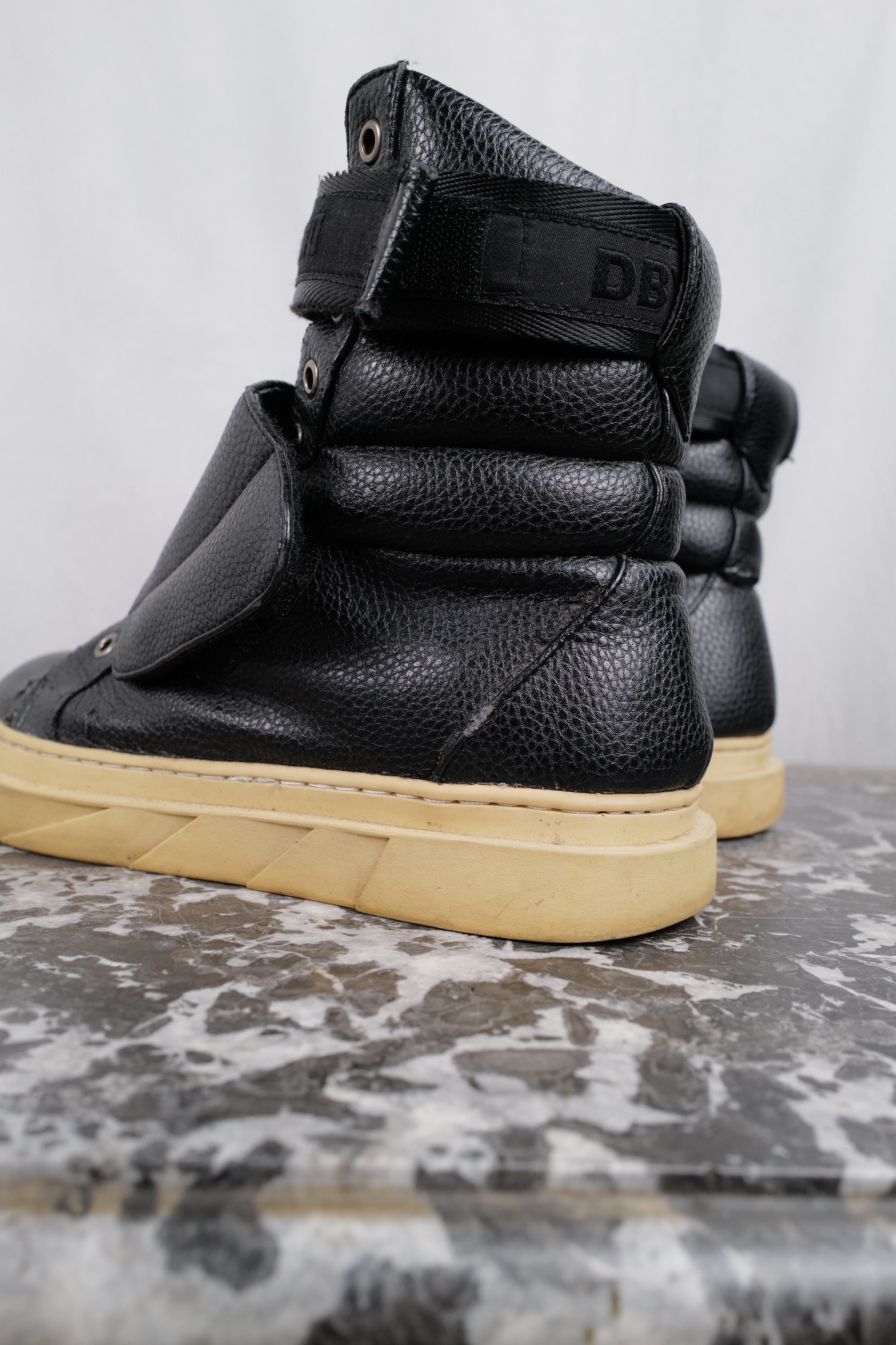 D by D DBYD HI-TOP FABRIC SNEAKER Size US 8 / EU 41 - 13 Thumbnail