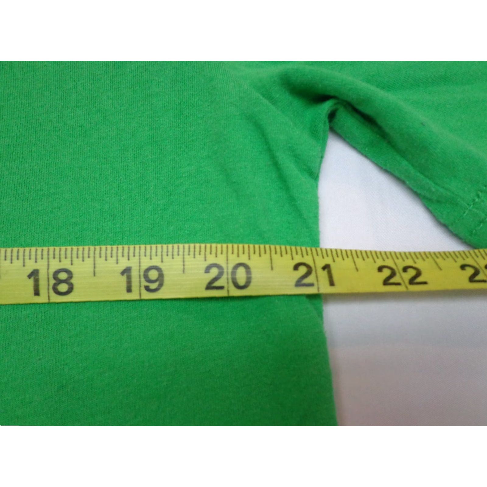 Vintage Care Bears Good Luck Bear T-Shirt Who Needs Luck? Size L Unisex Adults Short Sleeve Green Cotton Blend Adult Large T-Shirt Womens/Mens Size US L / EU 52-54 / 3 - 4 Thumbnail
