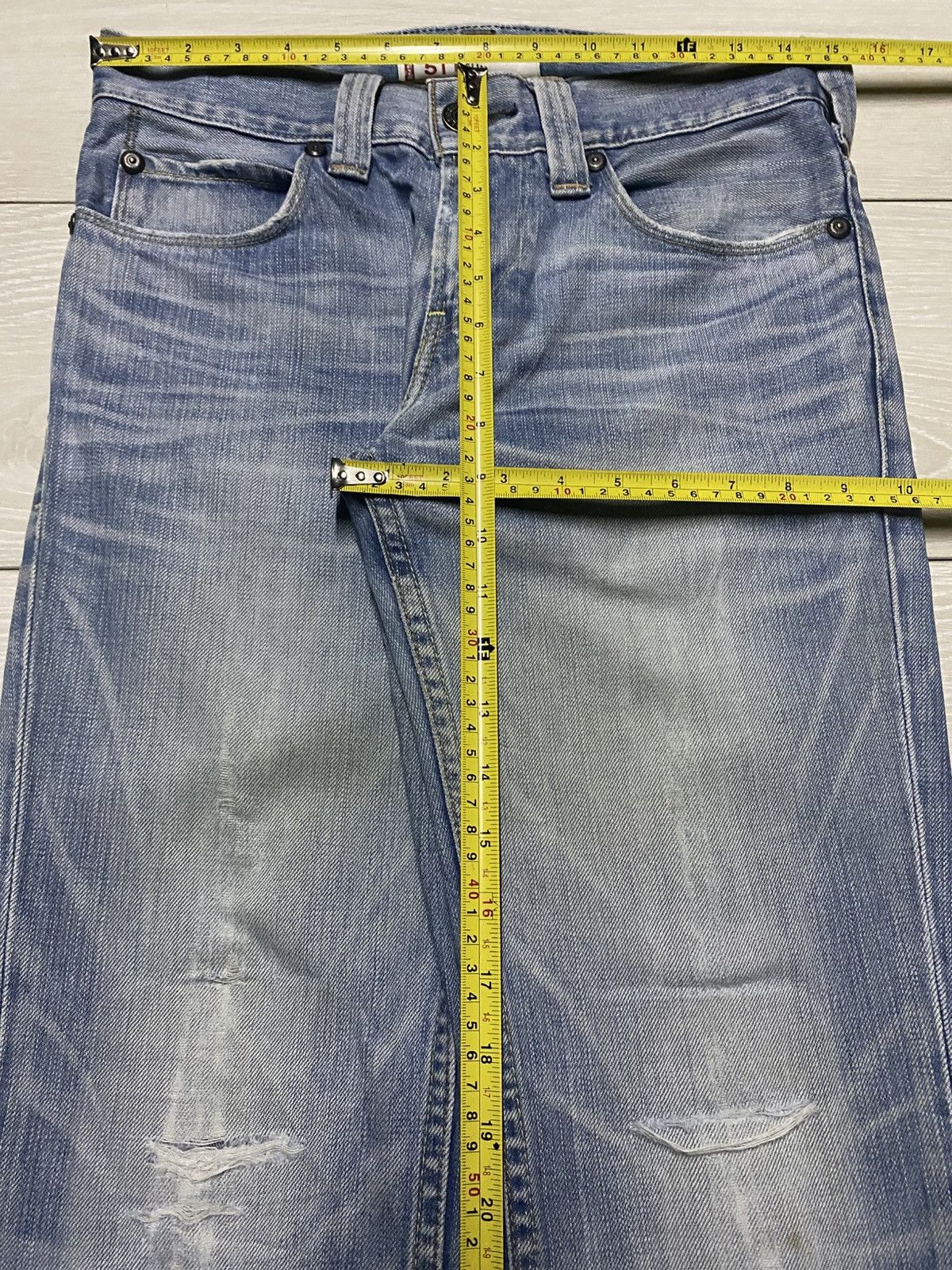 Levi's Vintage Levis 511 Faded Wash Slim Fit Distressed Jeans Size US 29 - 14 Thumbnail