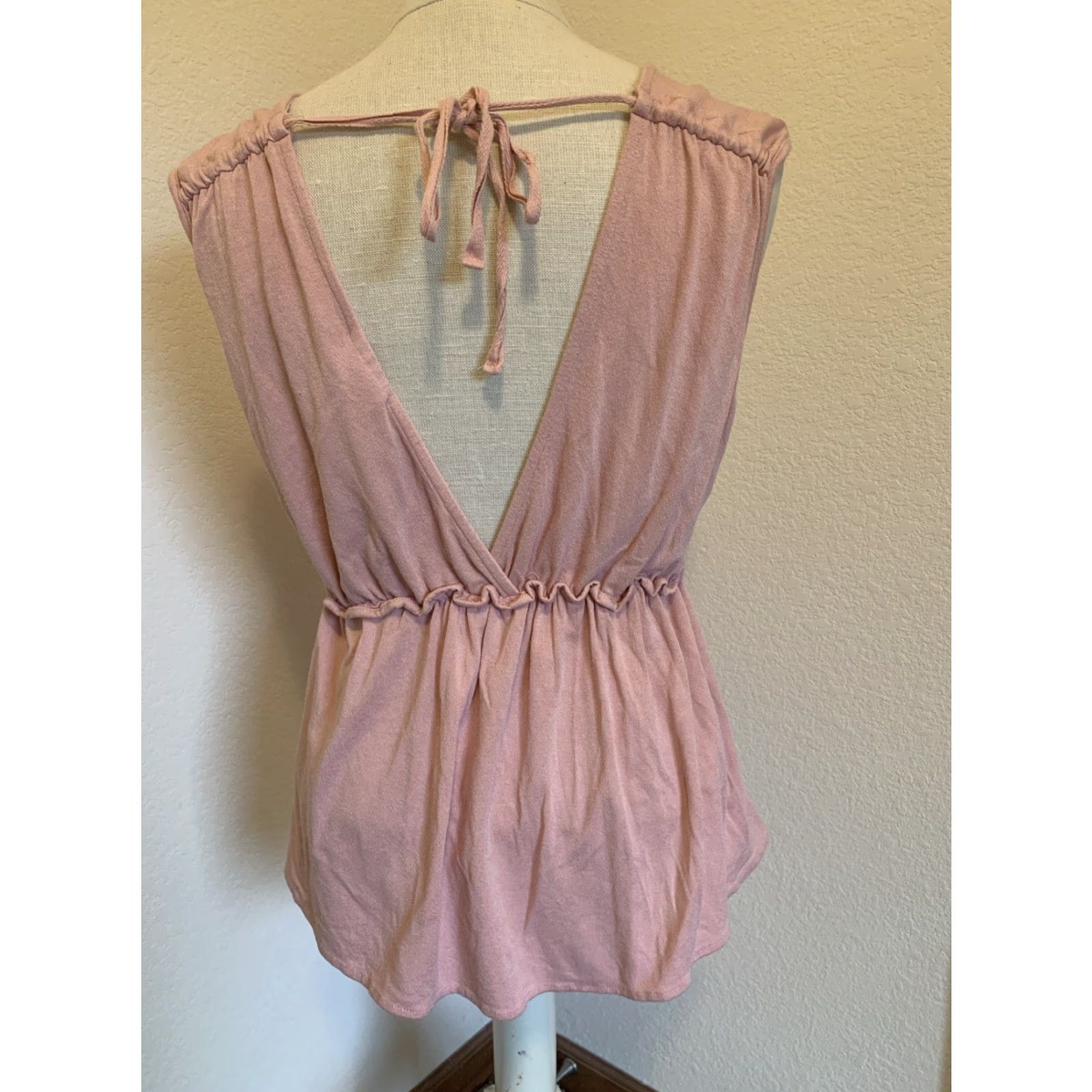 Pinko HIP Tank Top V-Neck Open-back Tie Stretchy Light Pink Sz Small Size S / US 4 / IT 40 - 3 Thumbnail