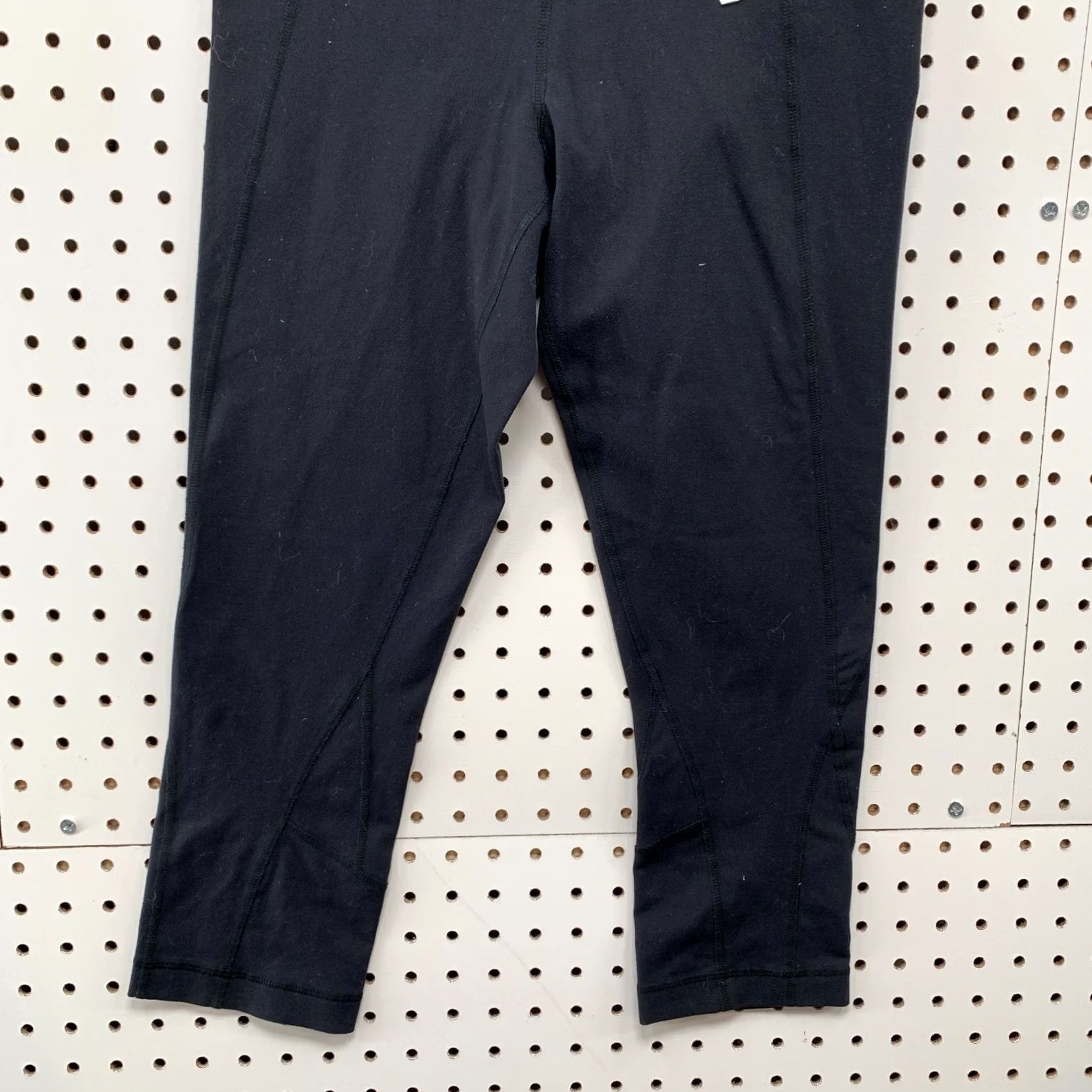 Lululemon Lululemon Leggings Womens Size 6 Black Teal Crop Yoga Active Work Out 26X21.5 Size 28" / US 6 / IT 42 - 6 Thumbnail