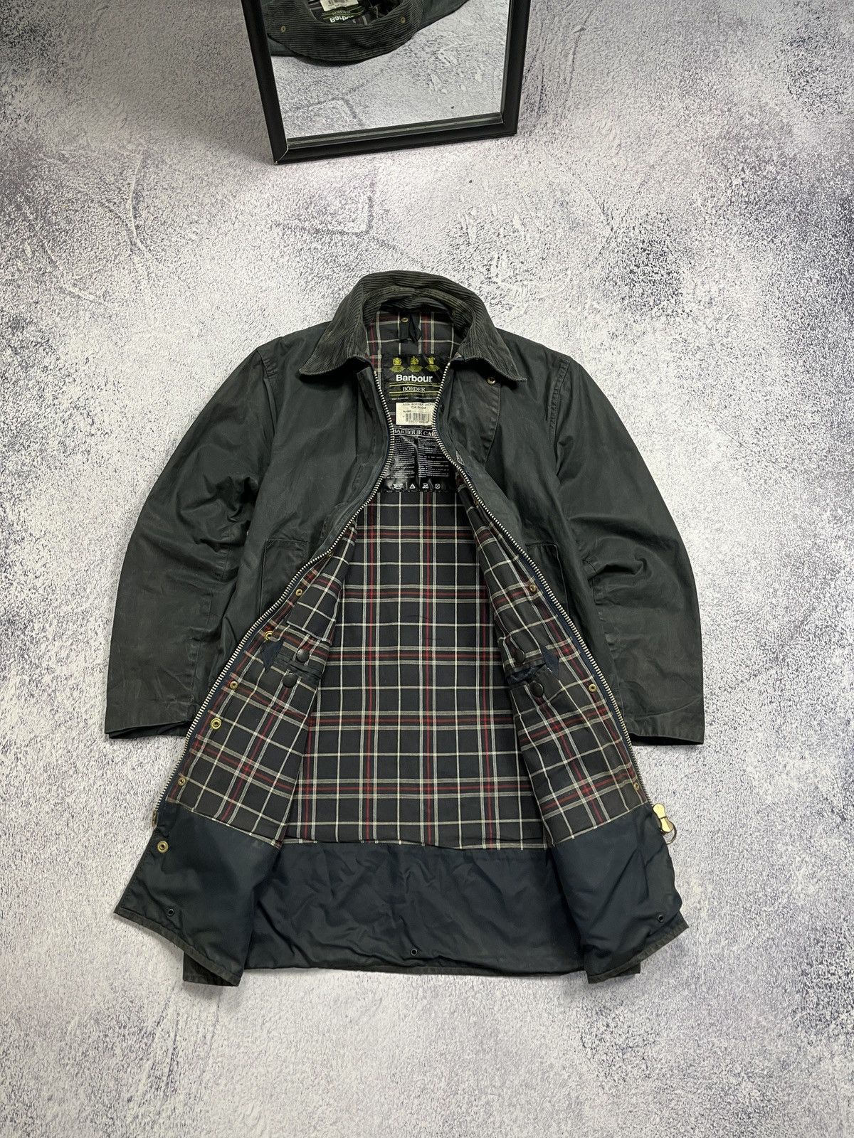 Barbour × Vintage Vintage Barbour A205 Border Waxed Coat Jacket C36/91cm Size US S / EU 44-46 / 1 - 9 Thumbnail
