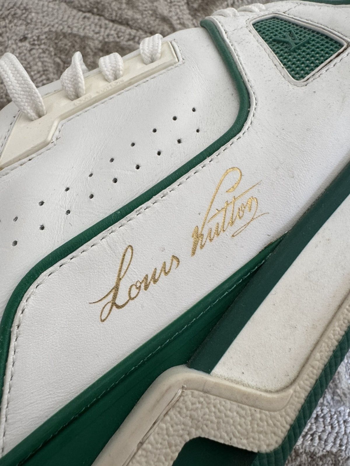 Louis Vuitton Louis Vuitton LV Trainer Green/White Size US 10.5 / EU 43-44 - 3 Thumbnail