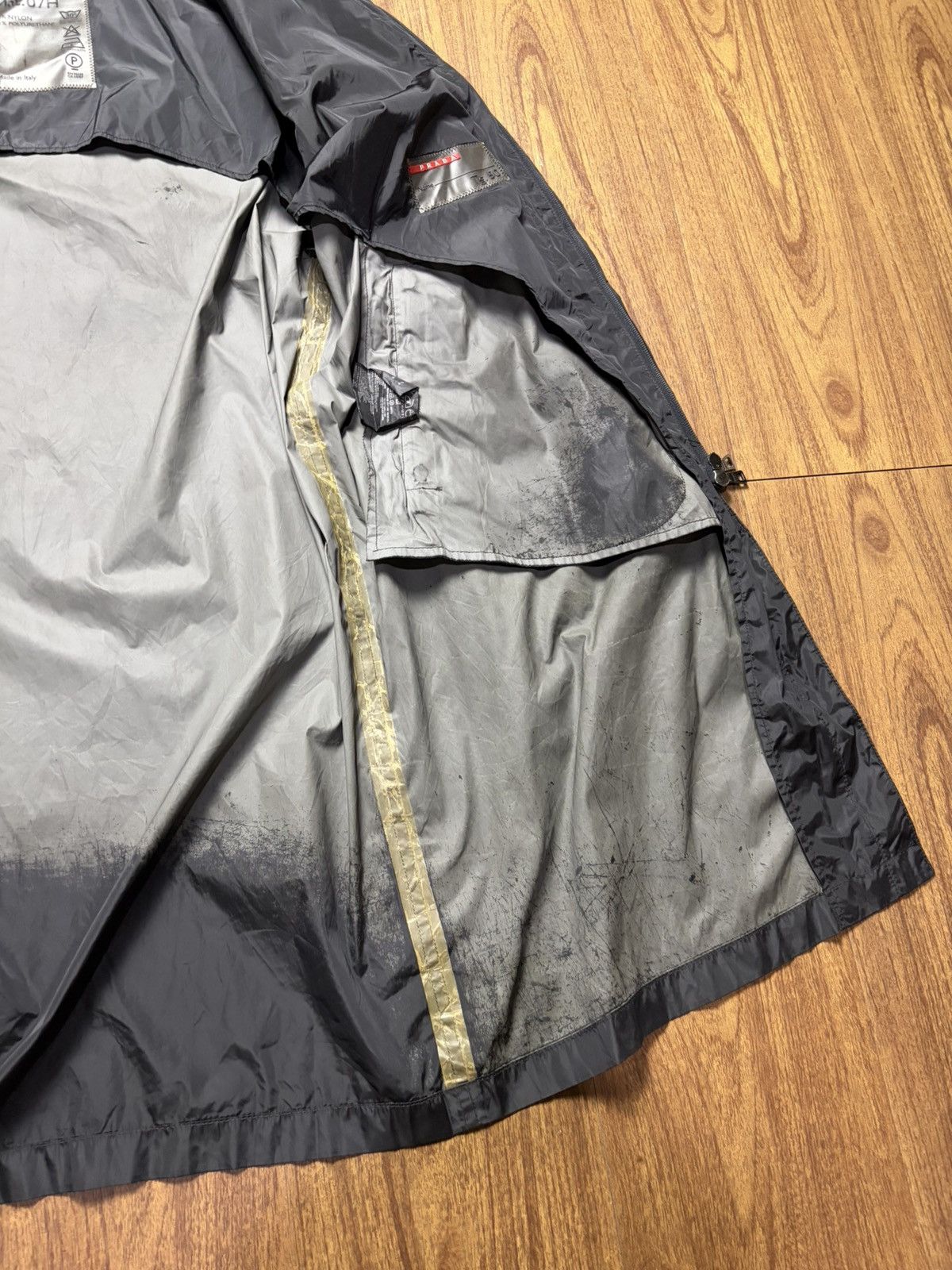 Prada 2000s Prada Sport Nylon Long Coat Jacket Size US M / EU 48-50 / 2 - 16 Thumbnail