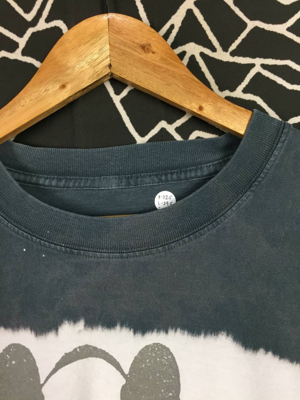 Fragment Design × Kaws × Travis Scott Travis Scott Cactus Jack x Fragment x Kaws Long Sleeve Tee Size US XL / EU 56 / 4 - 4 Thumbnail
