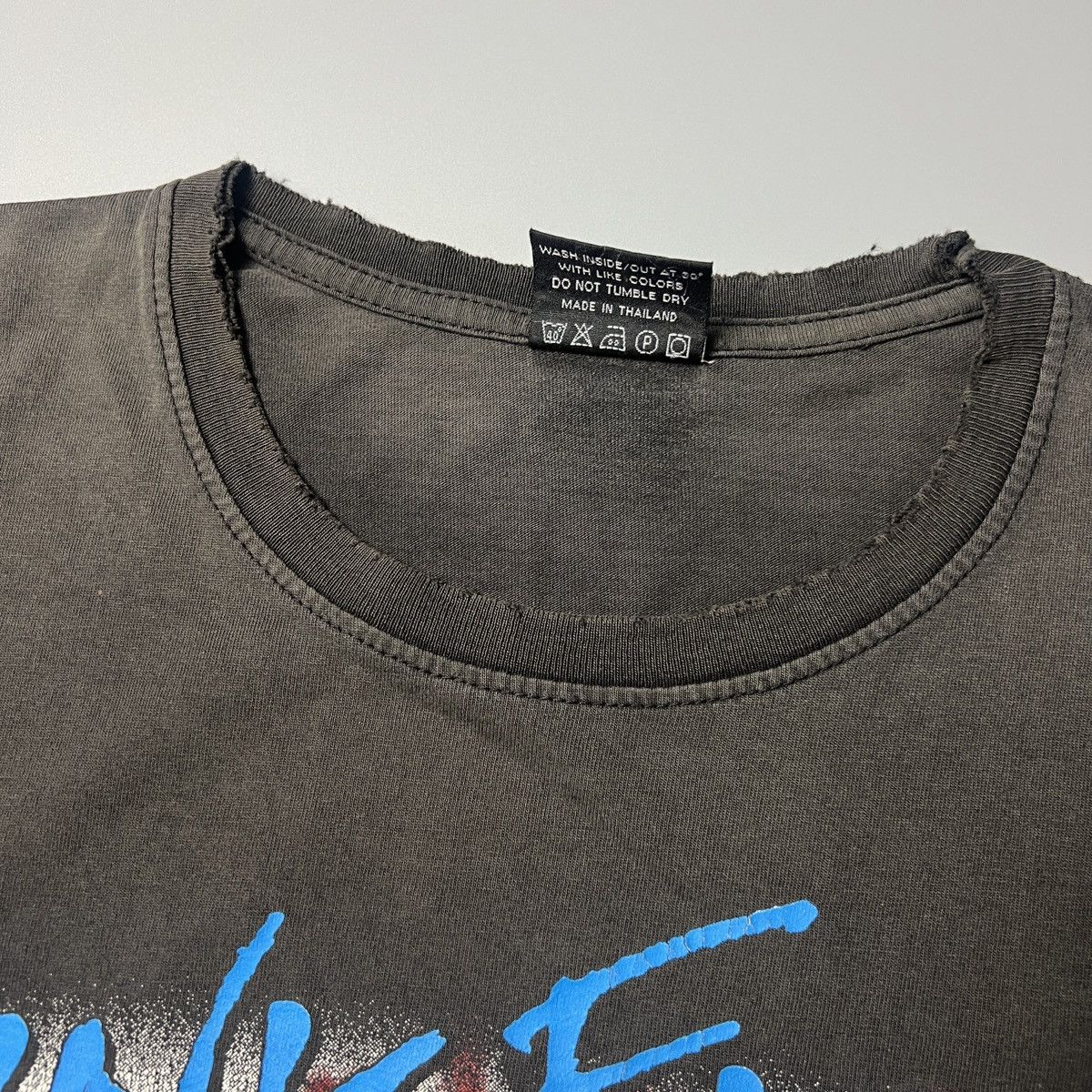 Vintage Pink Floyd The Wall Sun Faded Distressed Band Tee