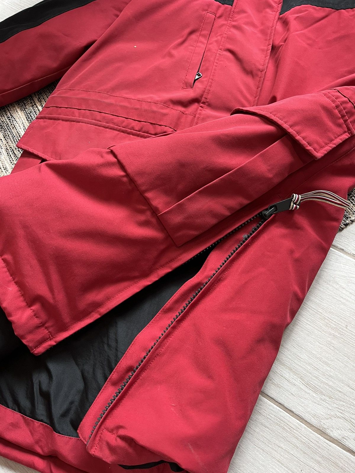 Tommy Hilfiger Tommy Hilfiger Parka Women's down jacket red minimalistic Size XS / US 0-2 / IT 36-38 - 16 Thumbnail