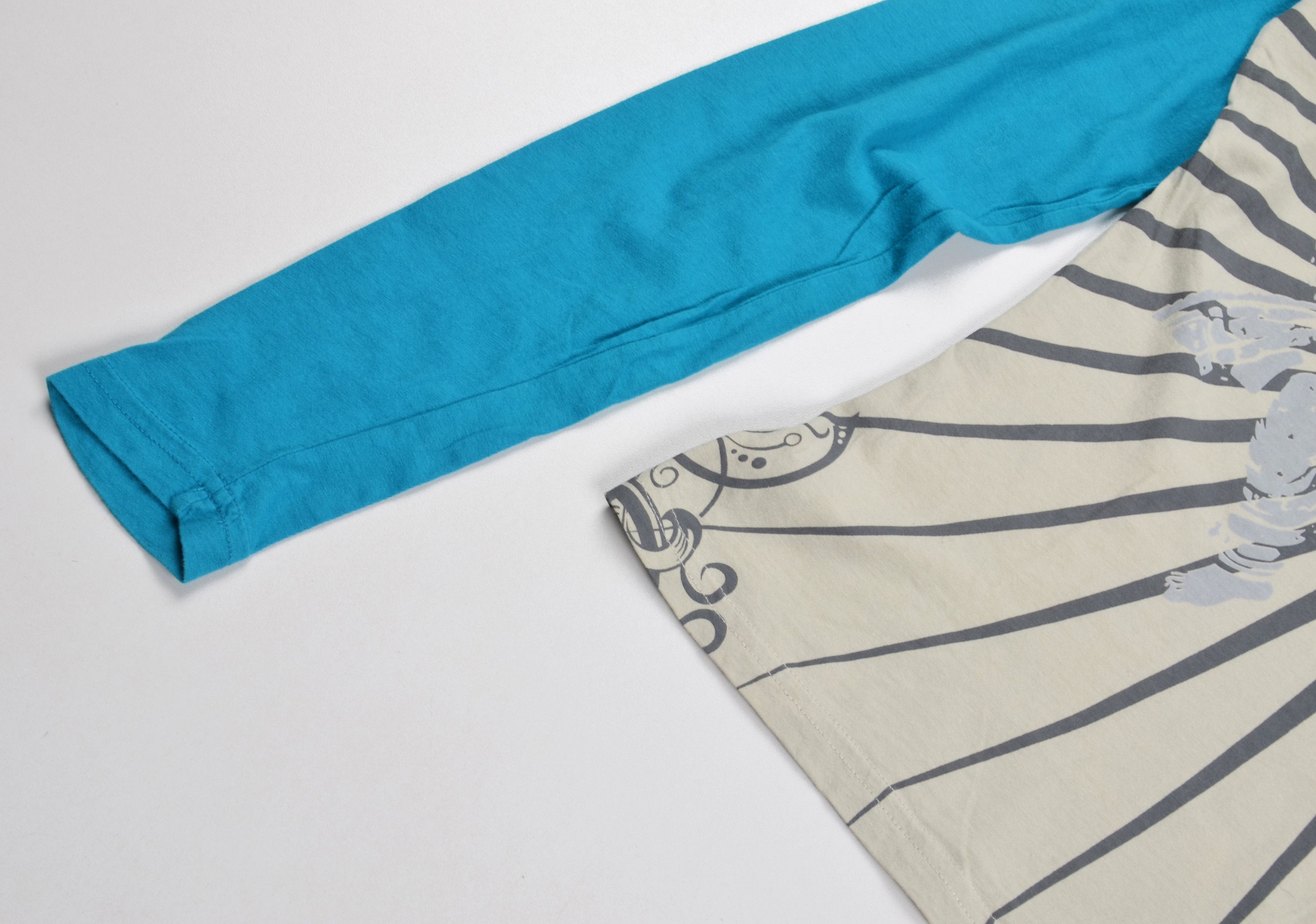 SALEWA Vintage Salewa Y2K Graphic Print Indie Grunge Raglan Tee Size XS / US 0-2 / IT 36-38 - 7 Thumbnail