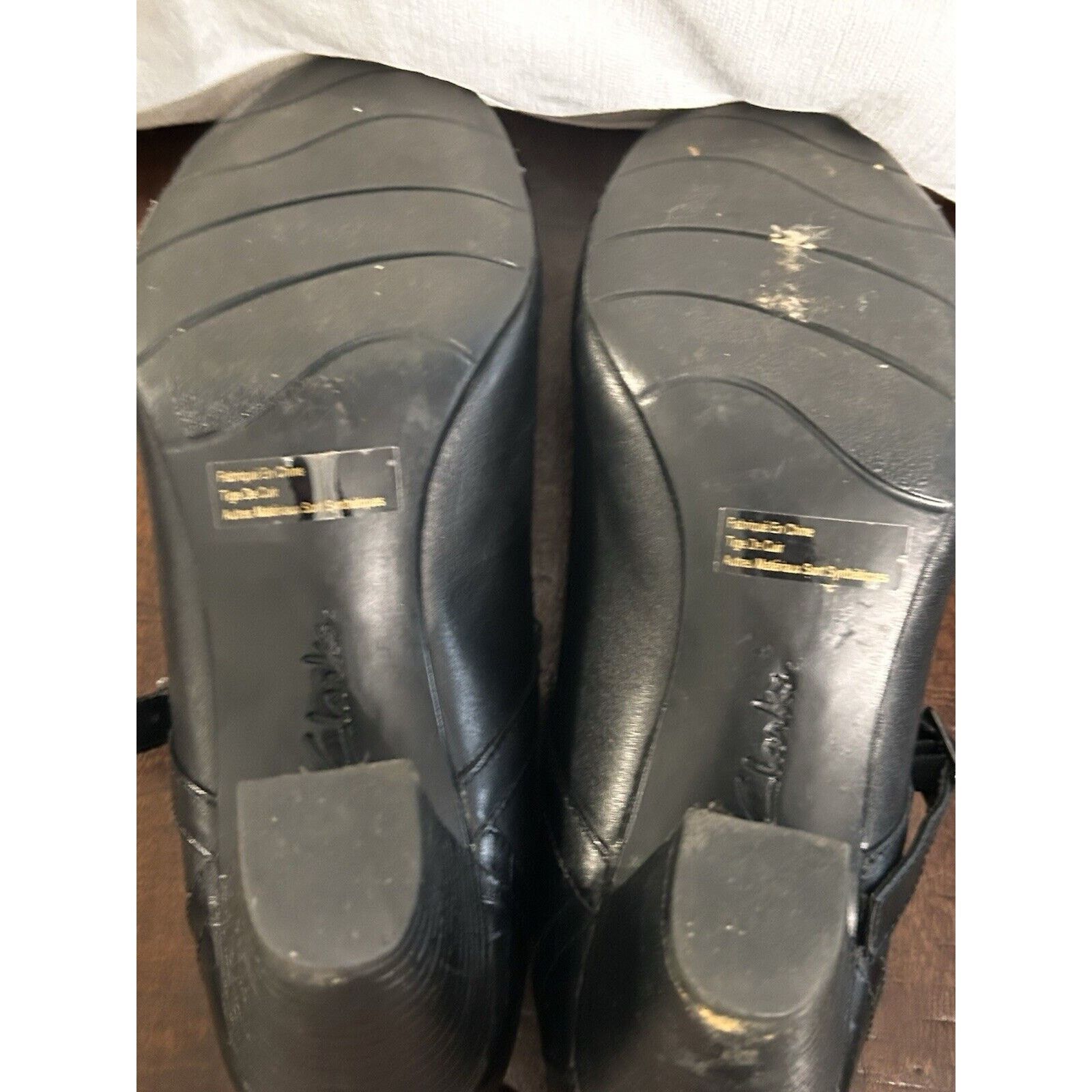 Clarks Clark’s Mary Jane Heels Black Leather With Buckle Sz 9.5 Size US 9.5 / IT 39.5 - 7 Thumbnail
