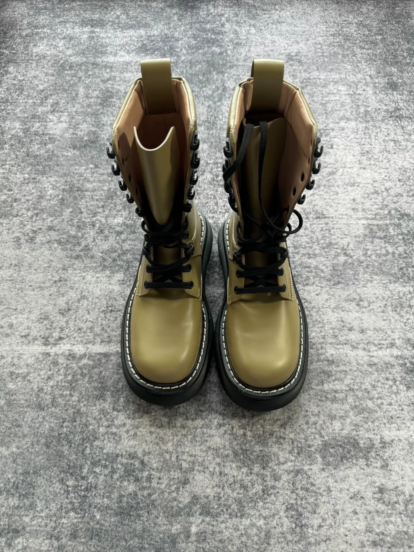 Bottega Veneta Bottega Veneta Brown Thick-Soled Martin Boots Size US 5 / IT 35 - 1 Thumbnail