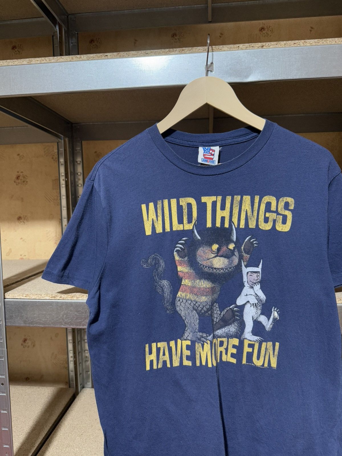 Vintage WILD THINGS HAVE MORE FUN MOVIE HUMOR T-SHIRT Y2K Size US L / EU 52-54 / 3 - 3 Thumbnail
