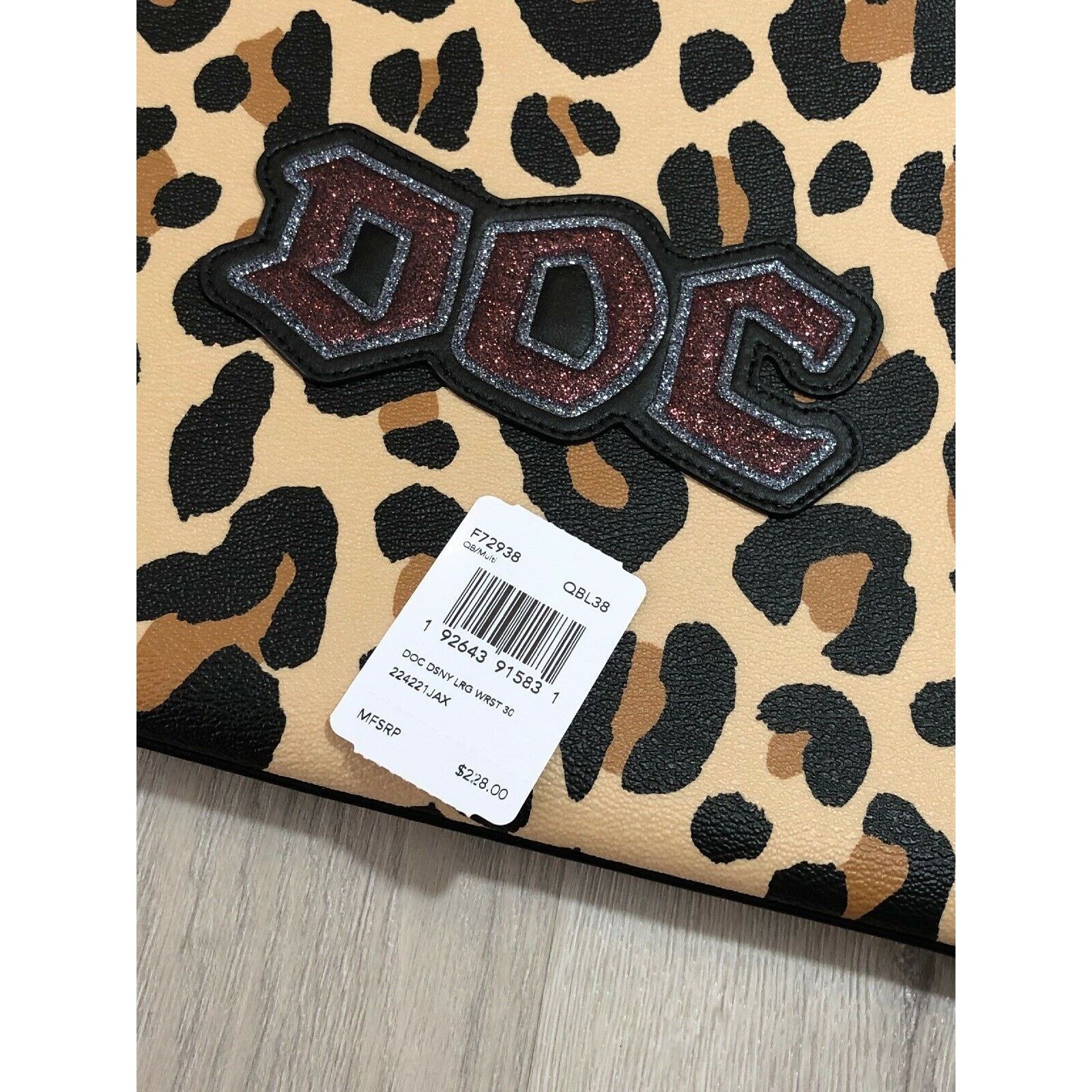 Coach Disney X Coach Snow White Glitter DOC Large Clutch Pouch Size ONE SIZE - 9 Thumbnail