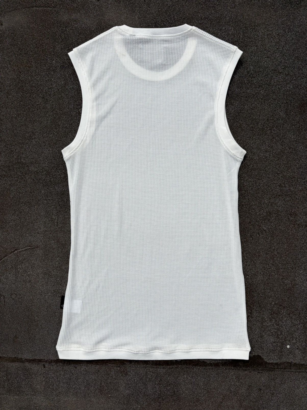Other Arcoa sleeveless thermal tank top white large Size US L / EU 52-54 / 3 - 4 Thumbnail