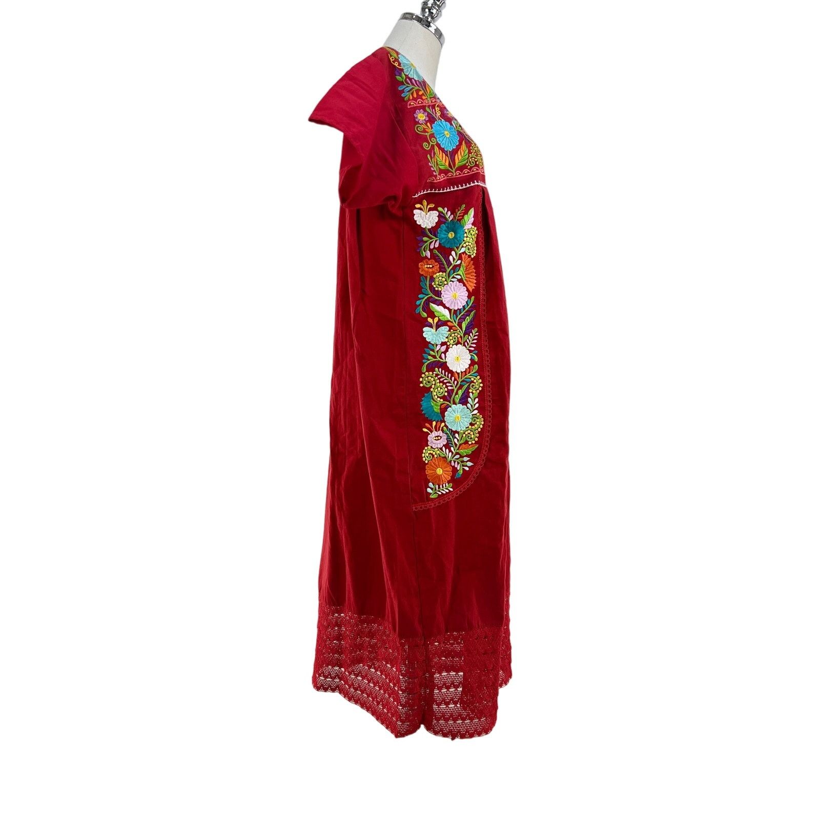 Handmade Handmade Embroidered Floral Mexican Dress Red Size M / US 6-8 / IT 42-44 - 8 Thumbnail