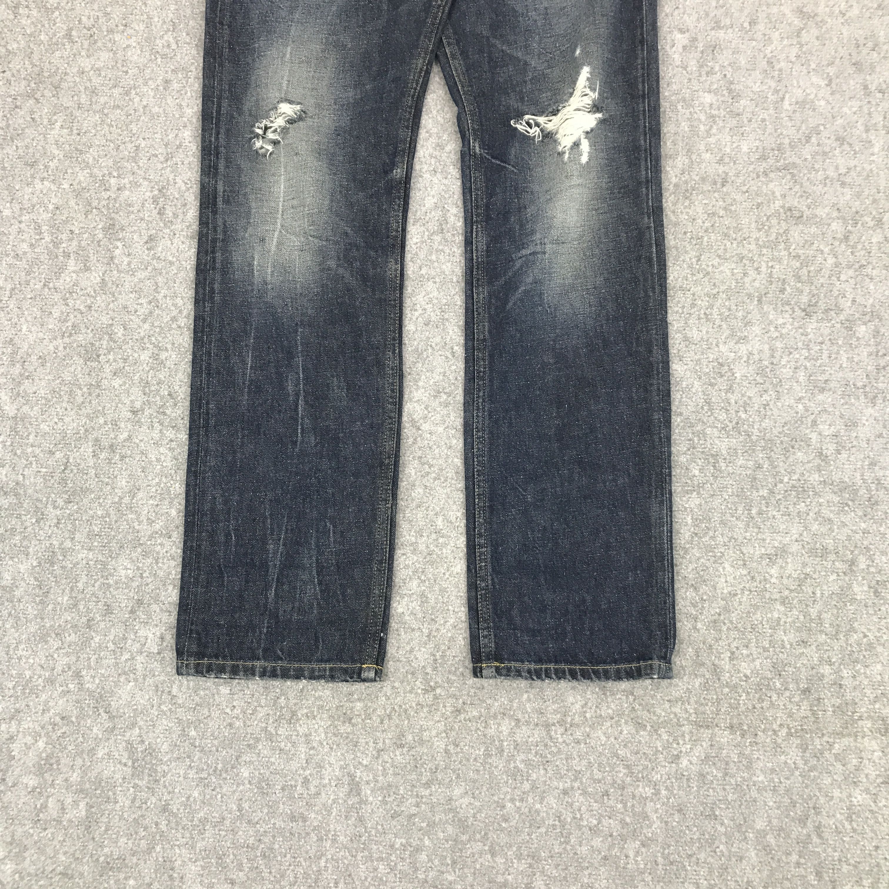 Tommy Hilfiger TOMMY HILFIGER DISTRESSED DENIM PANTS Size US 31 - 3 Thumbnail