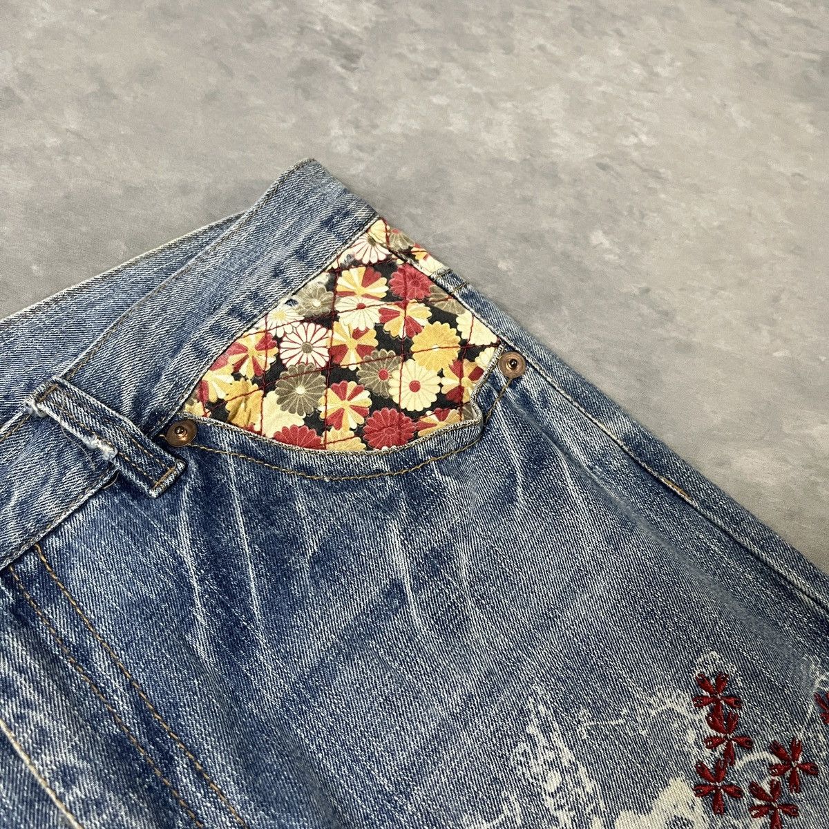 Japanese Brand Rare Japanese Art Denim – Sakura Blossom Embroidery Size US 34 / EU 50 - 7 Thumbnail